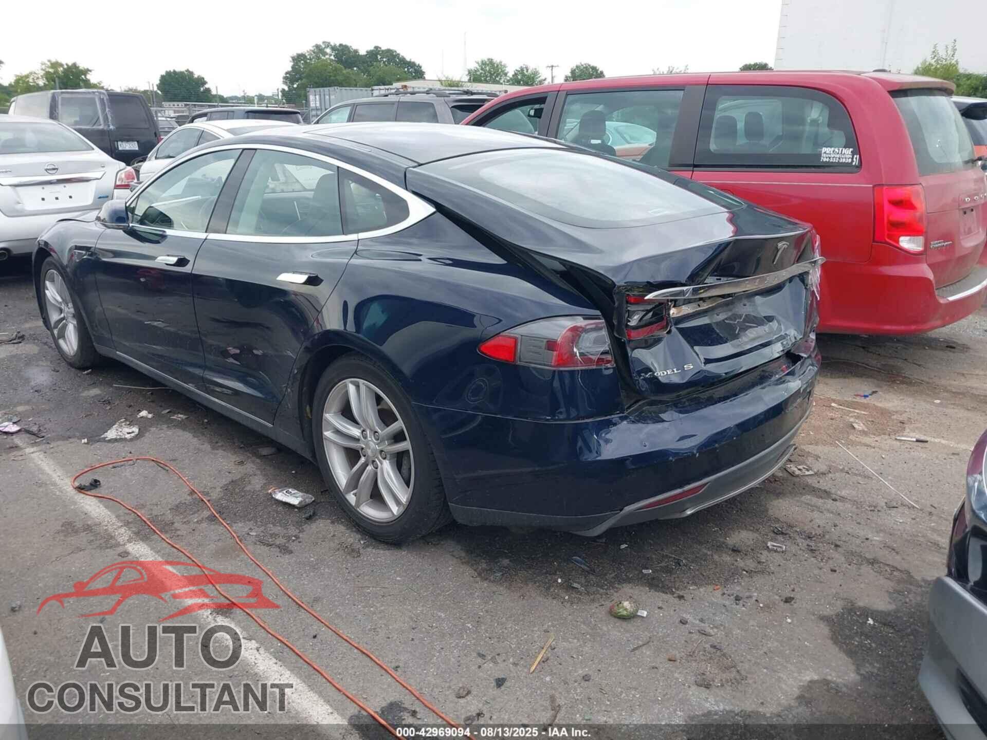 TESLA MODEL S 2013 - 5YJSA1CN7DFP06683