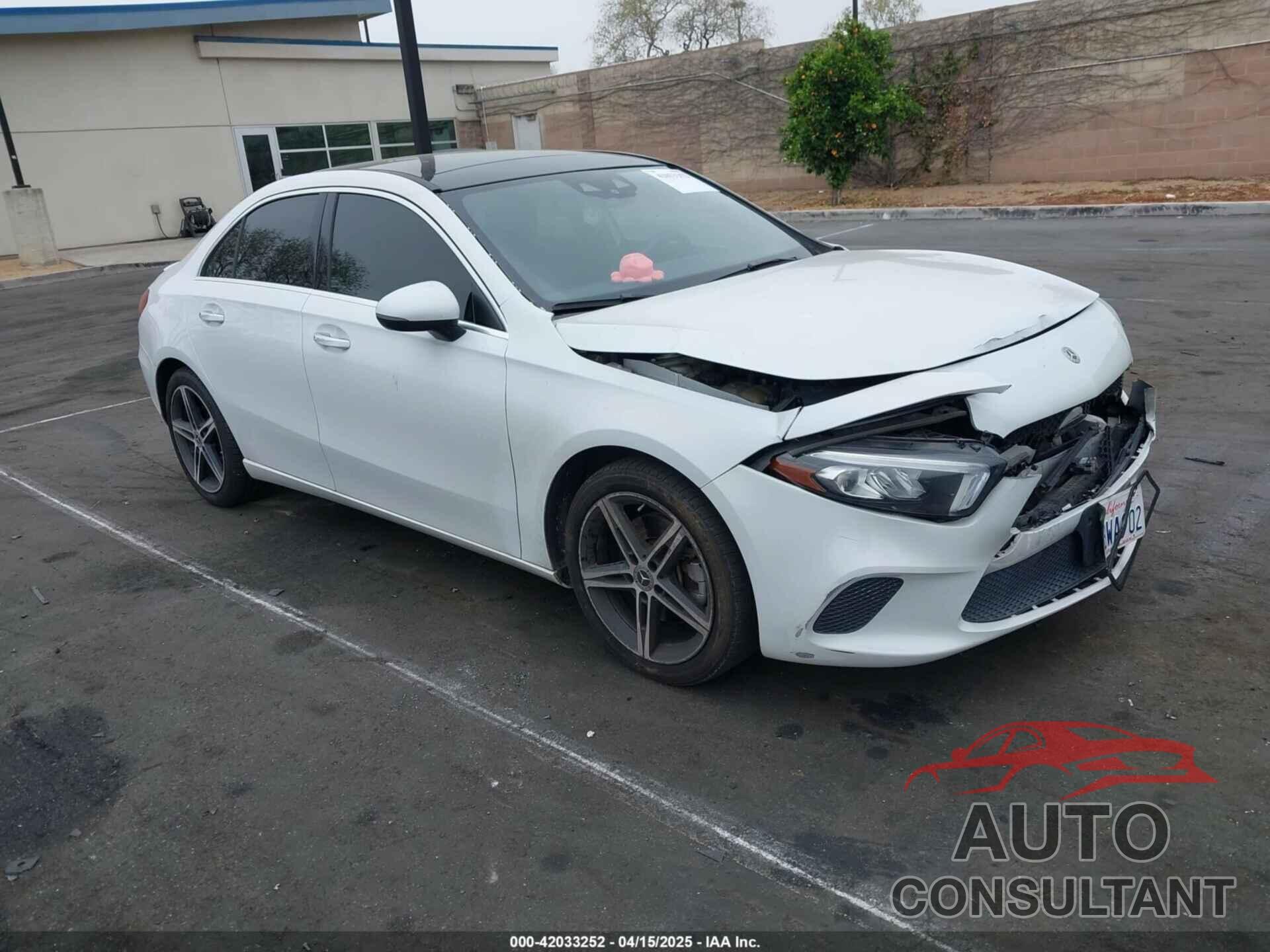 MERCEDES-BENZ A 220 2019 - WDD3G4EB3KW027838