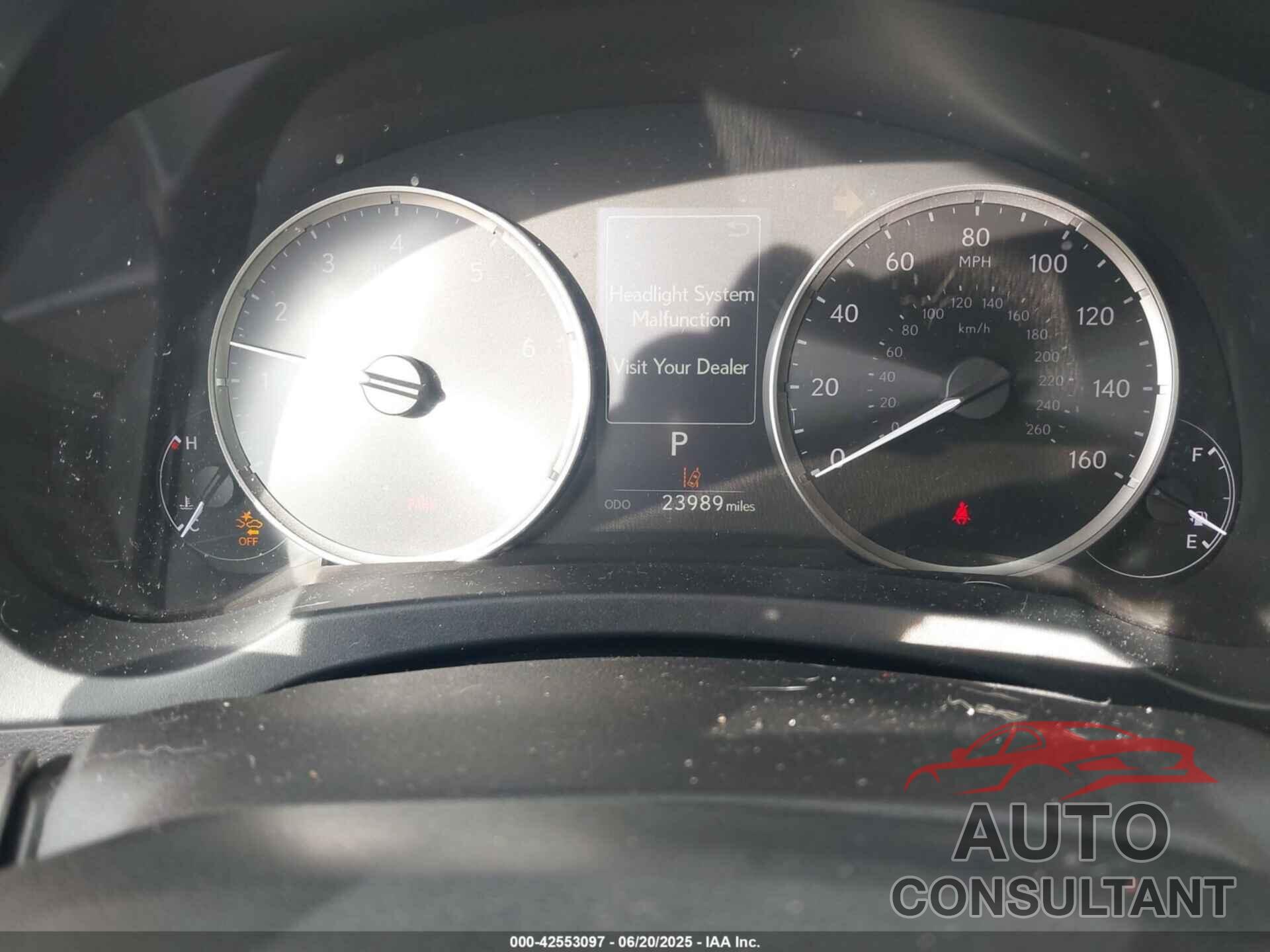 LEXUS IS 300 2024 - JTHCA1D27R5129265