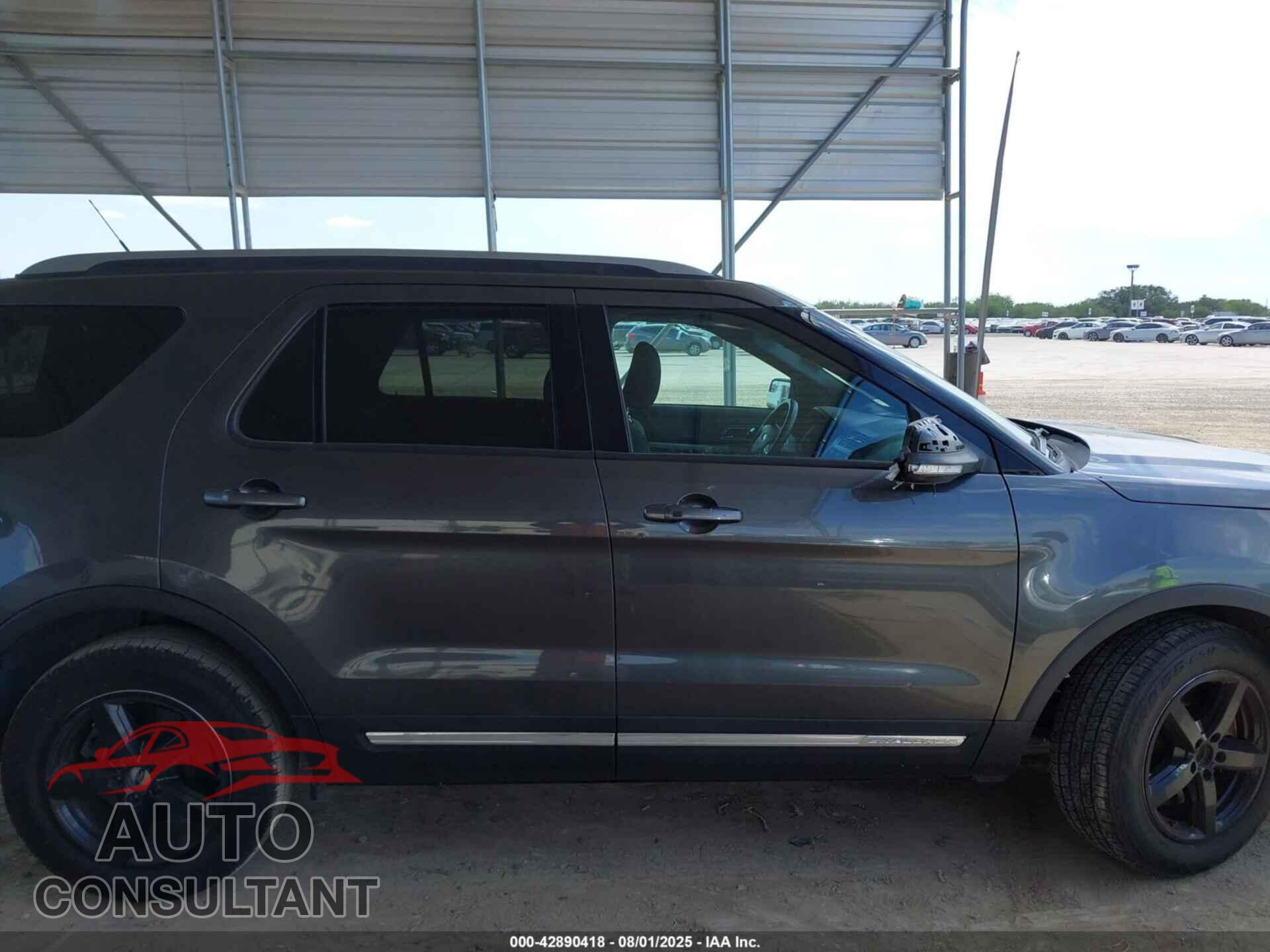 FORD EXPLORER 2018 - 1FM5K7D85JGB97177