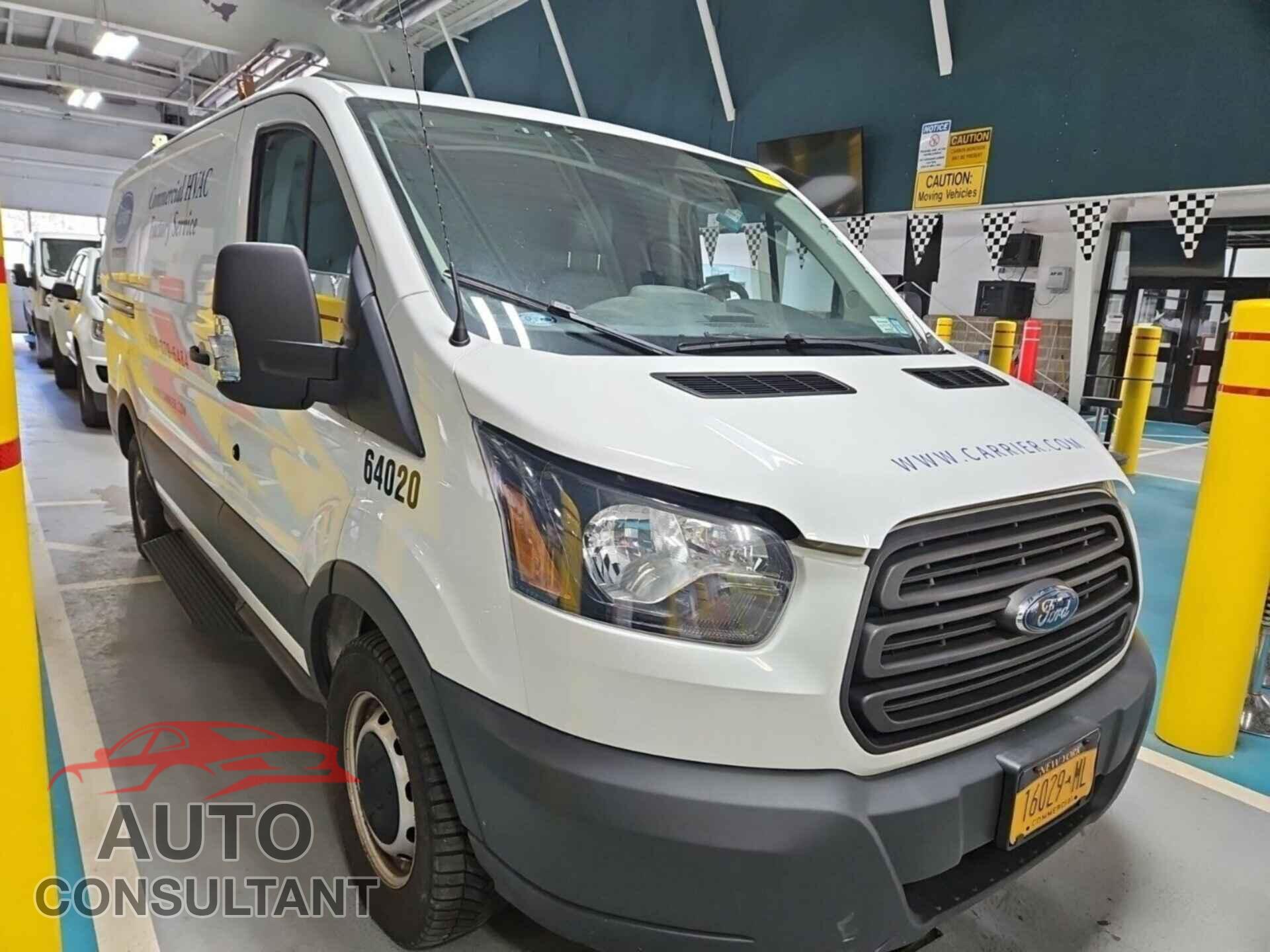 FORD TRANSIT 2017 - 1FTYR1YM9HKB36424