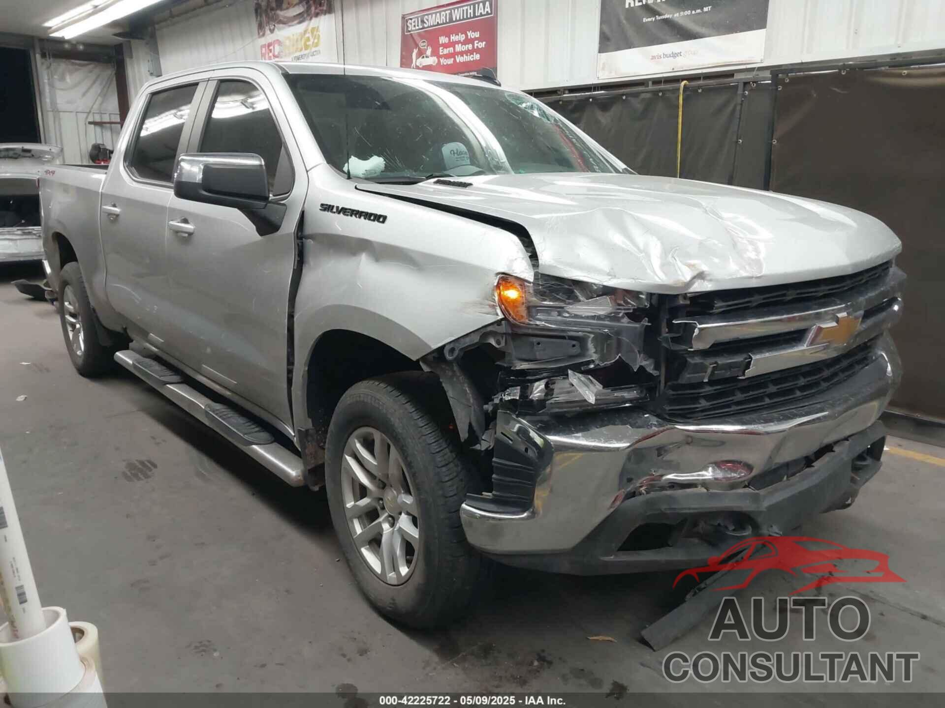 CHEVROLET SILVERADO 1500 2021 - 3GCUYDET3MG288294