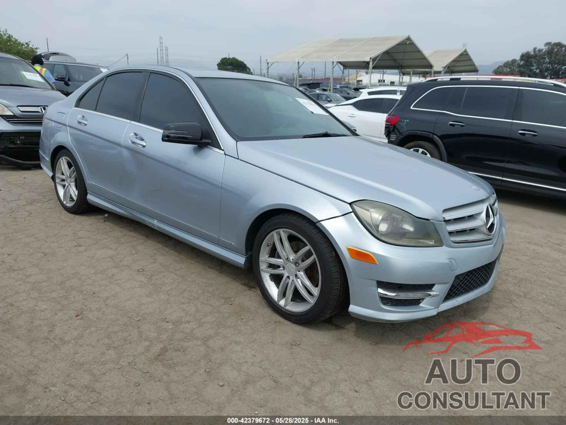 MERCEDES-BENZ C 250 2013 - WDDGF4HBXDR242506