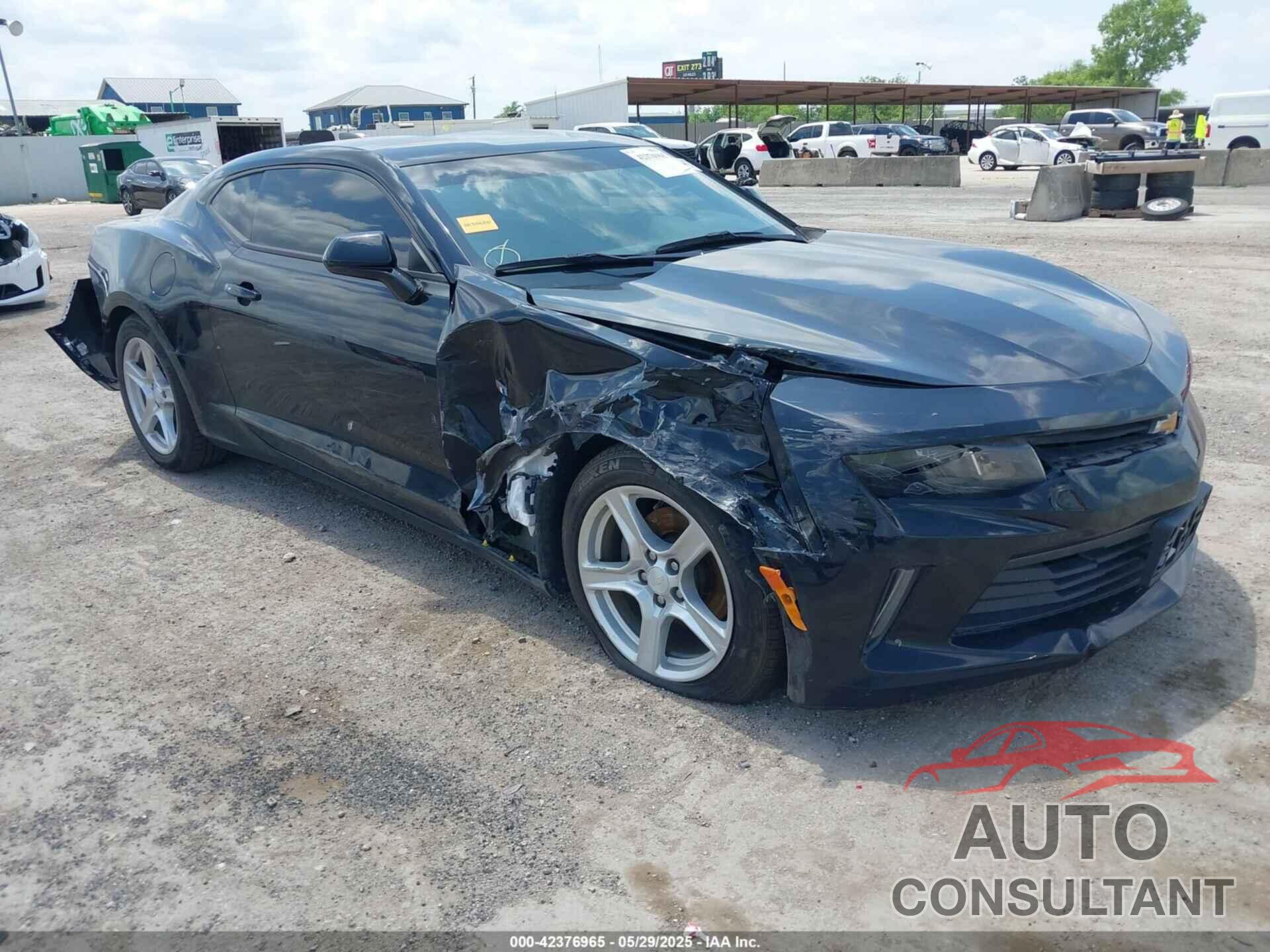 CHEVROLET CAMARO 2018 - 1G1FB1RS0J0191685