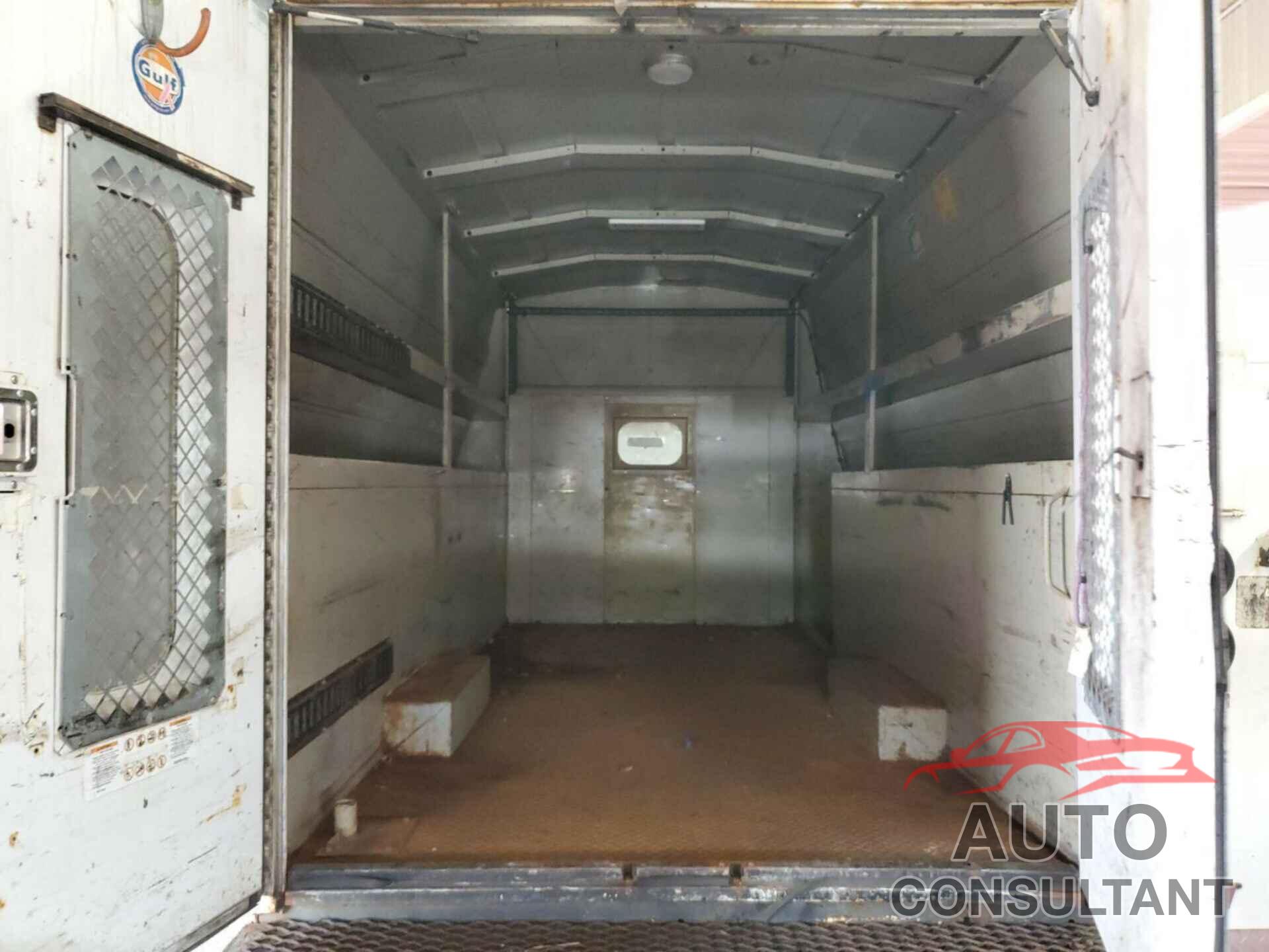CHEVROLET EXPRESS G3500 2015 - 1GB3G3CG4F1249363