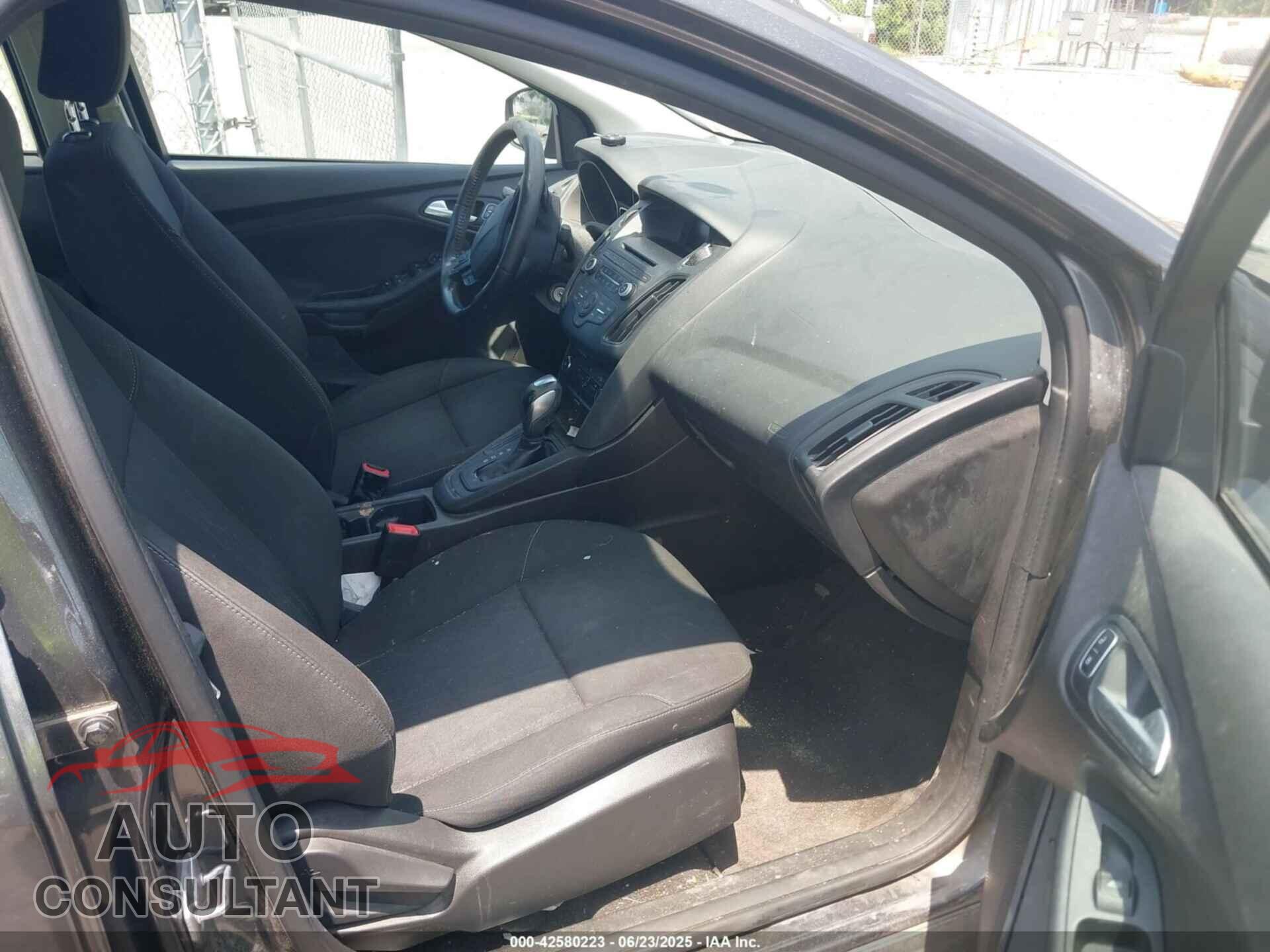 FORD FOCUS 2016 - 1FADP3F27GL314069