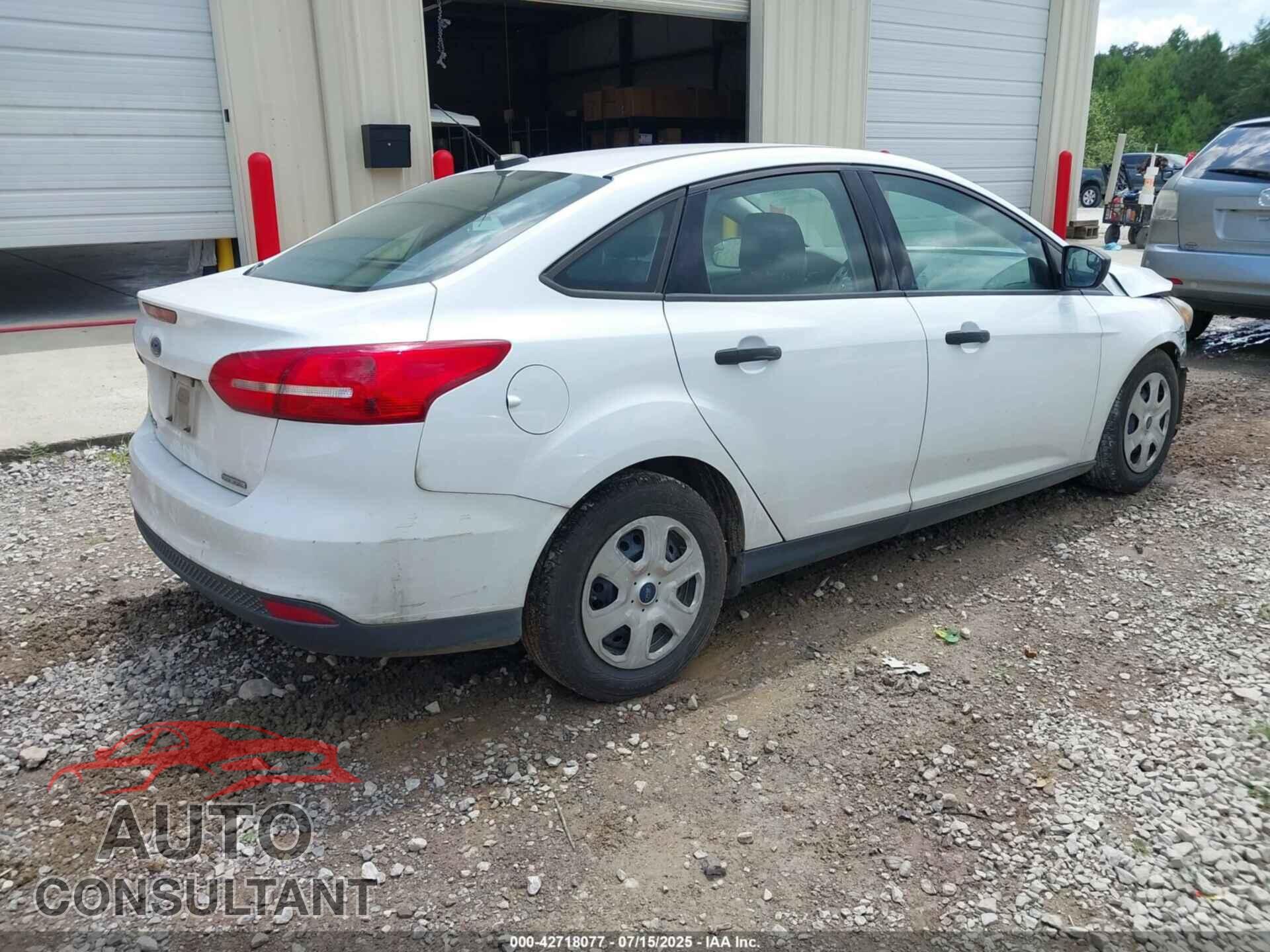 FORD FOCUS 2016 - 1FADP3E23GL294694