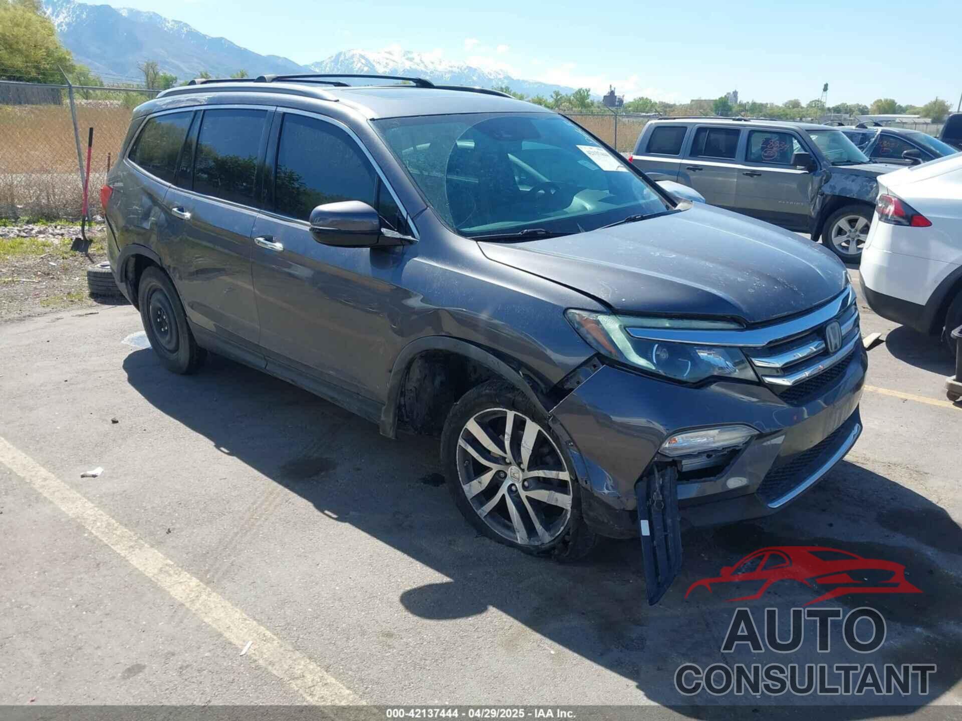 HONDA PILOT 2018 - 5FNYF6H09JB049628