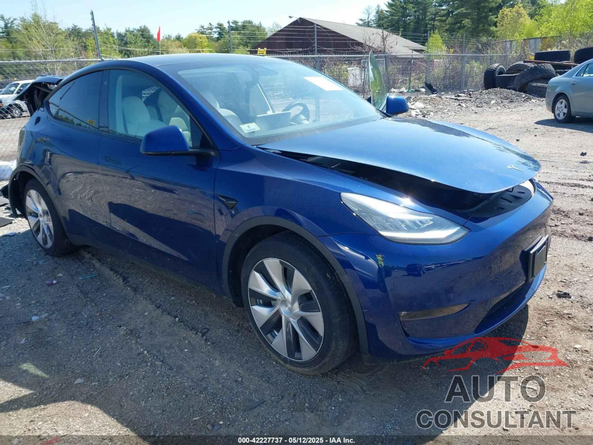 TESLA MODEL Y 2021 - 5YJYGDEE0MF201298