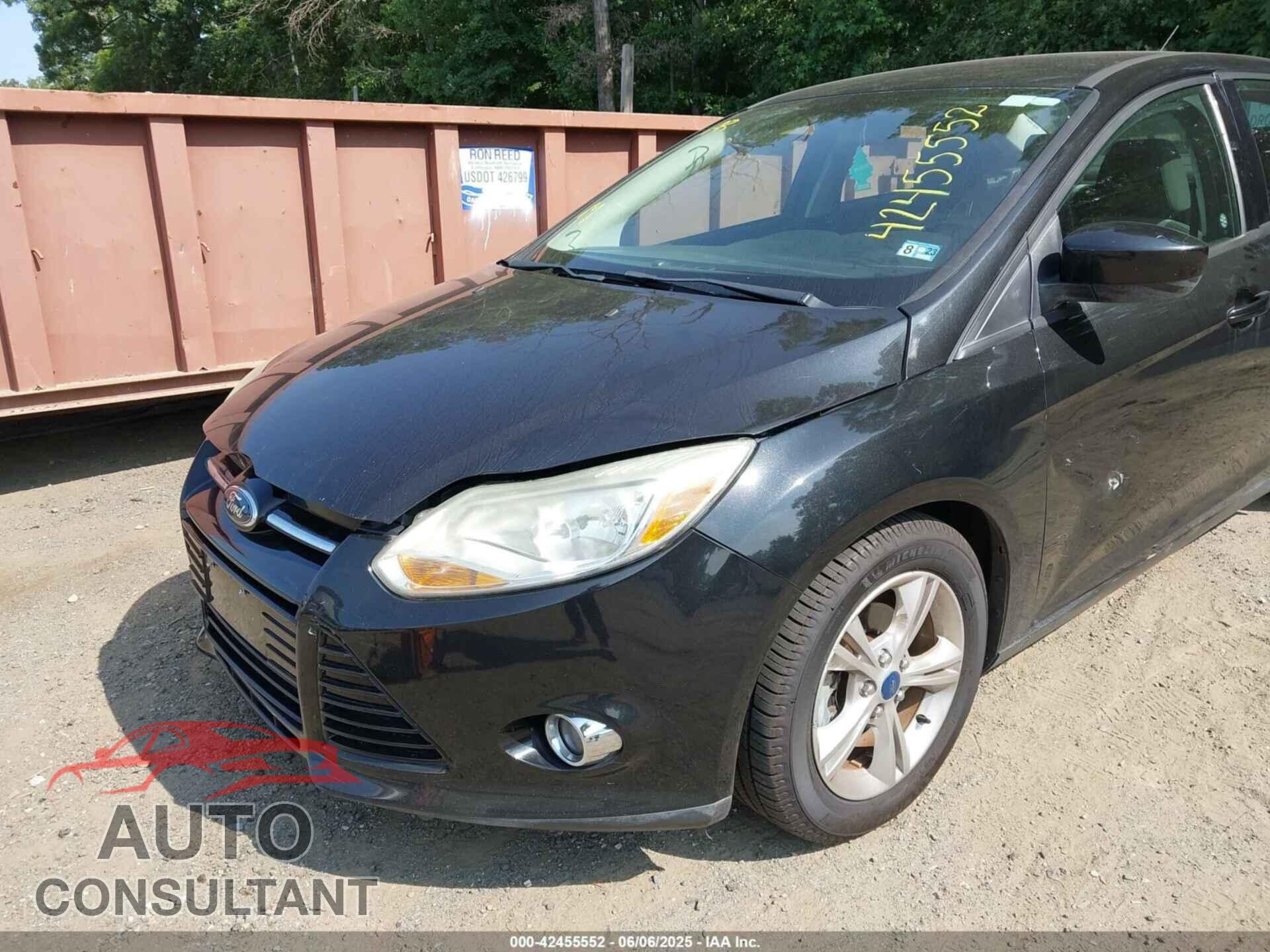 FORD FOCUS 2012 - 1FAHP3F28CL415763