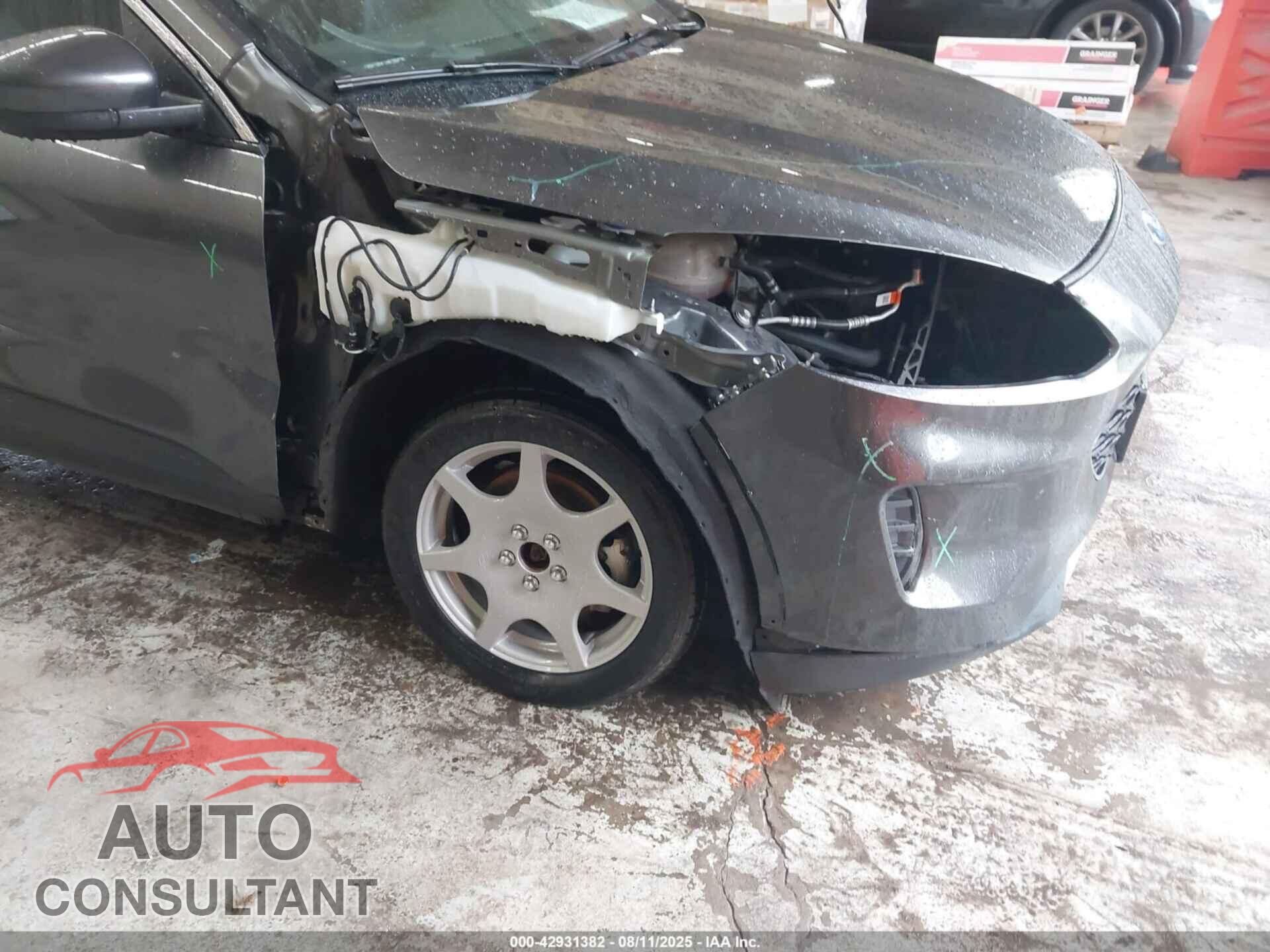 FORD ESCAPE 2020 - 1FMCU0G64LUA62375