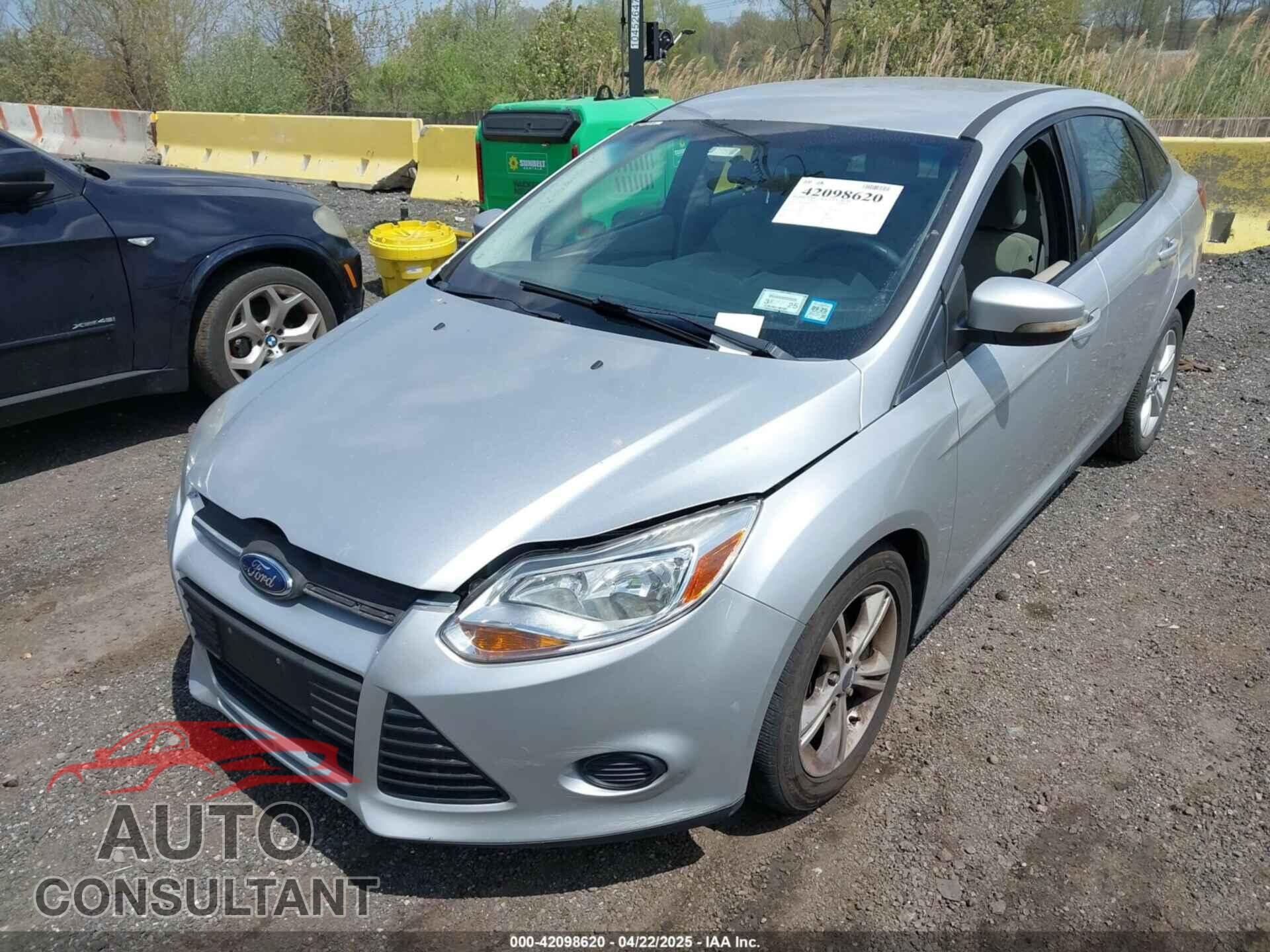 FORD FOCUS 2013 - 1FADP3F28DL307076