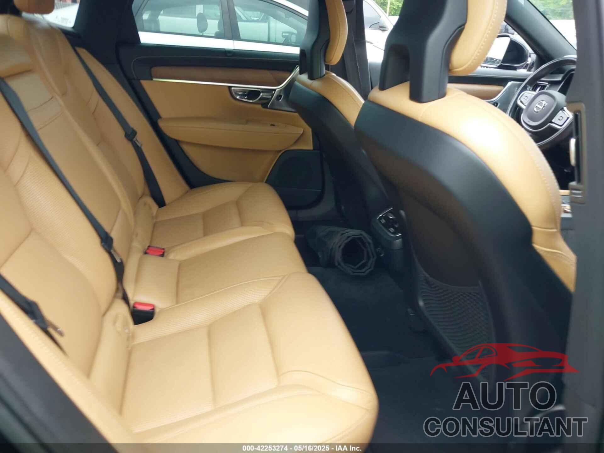 VOLVO S90 2017 - YV1A22ML6H1001569