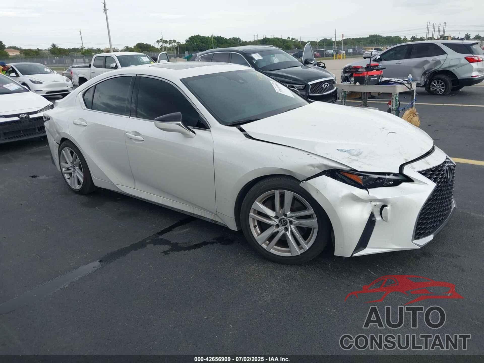 LEXUS IS 300 2023 - JTHCA1D28P5127702
