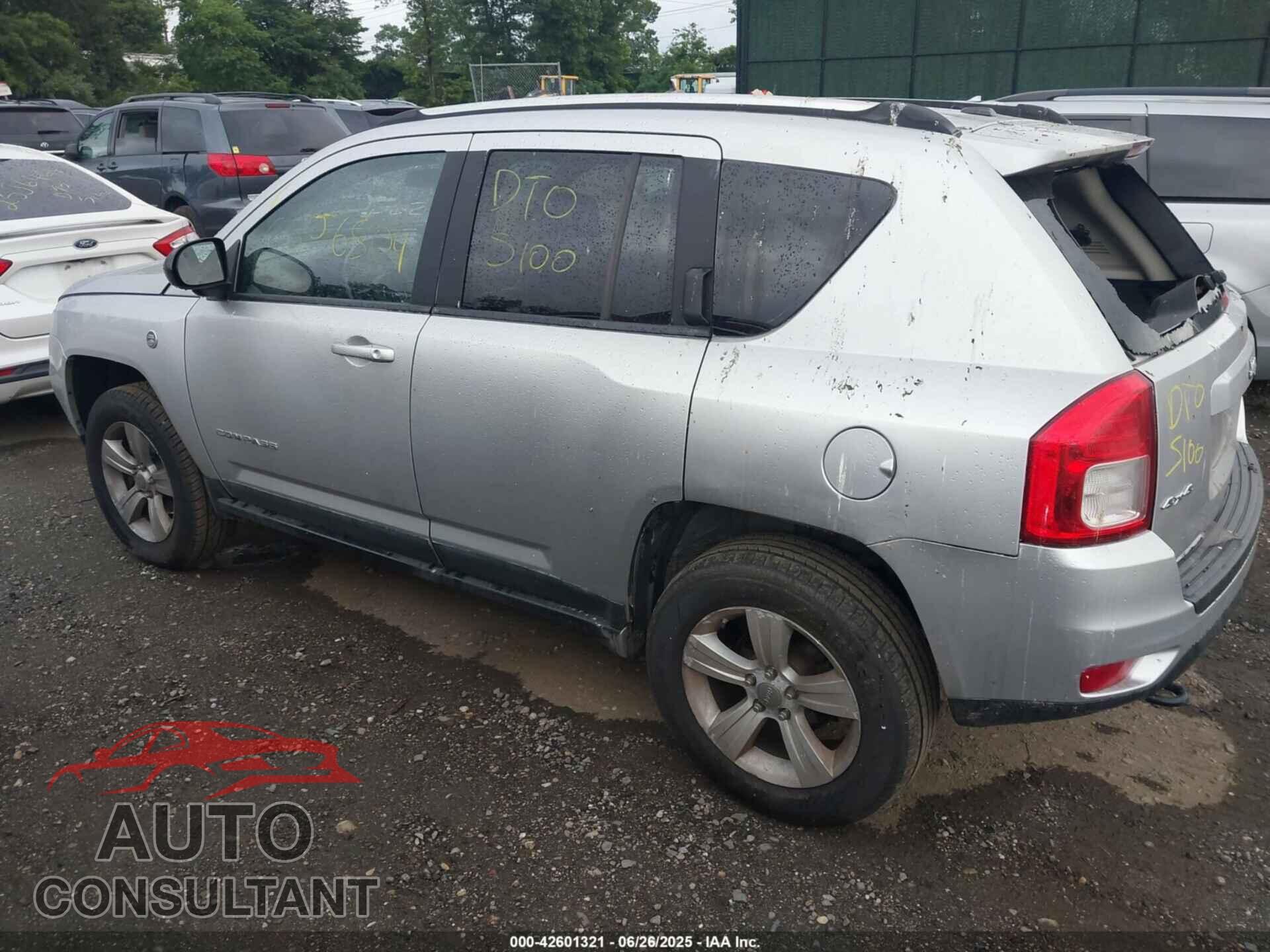JEEP COMPASS 2011 - 1J4NF1FB3BD280876