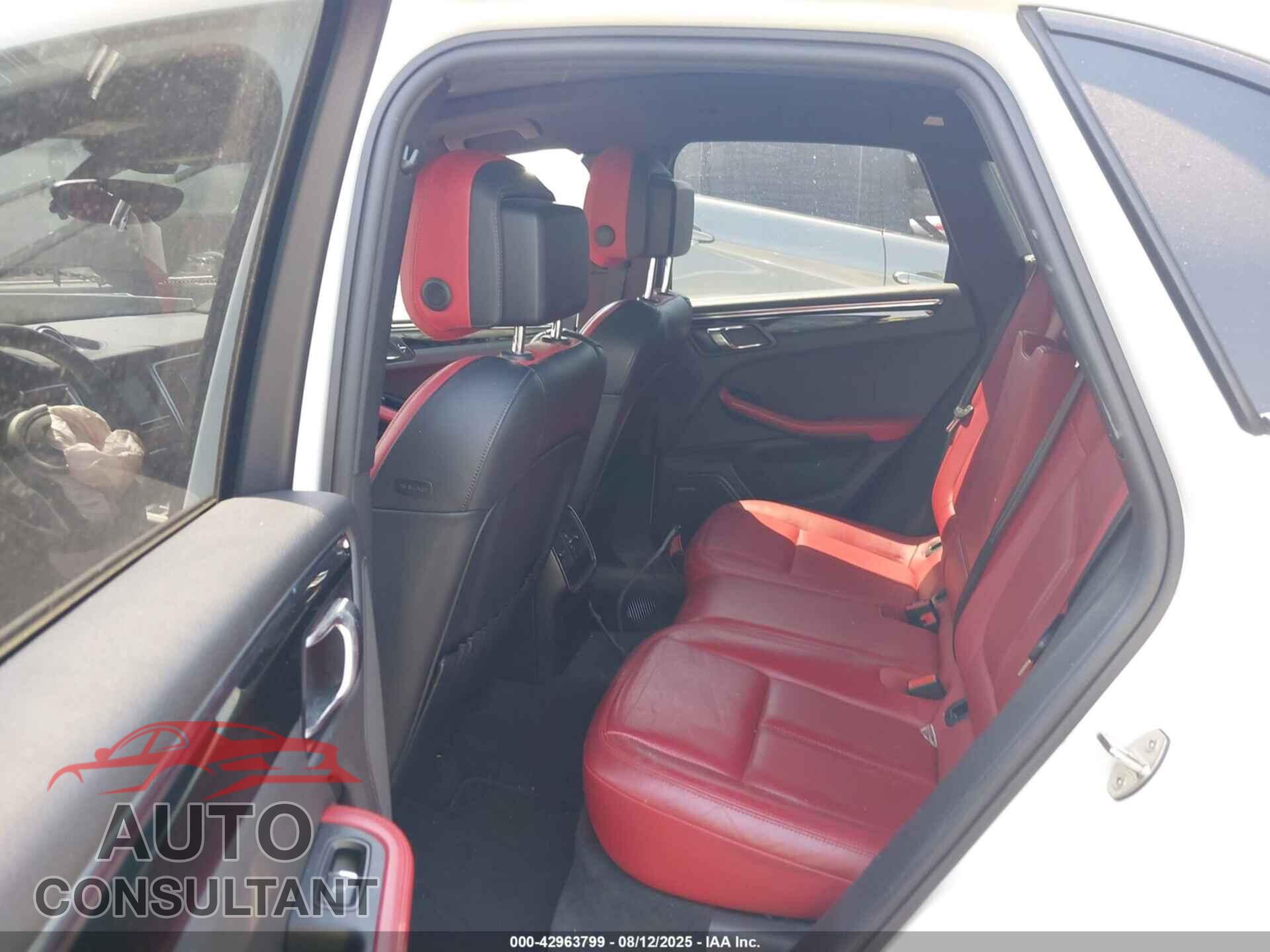 PORSCHE MACAN 2015 - WP1AB2A51FLB70068