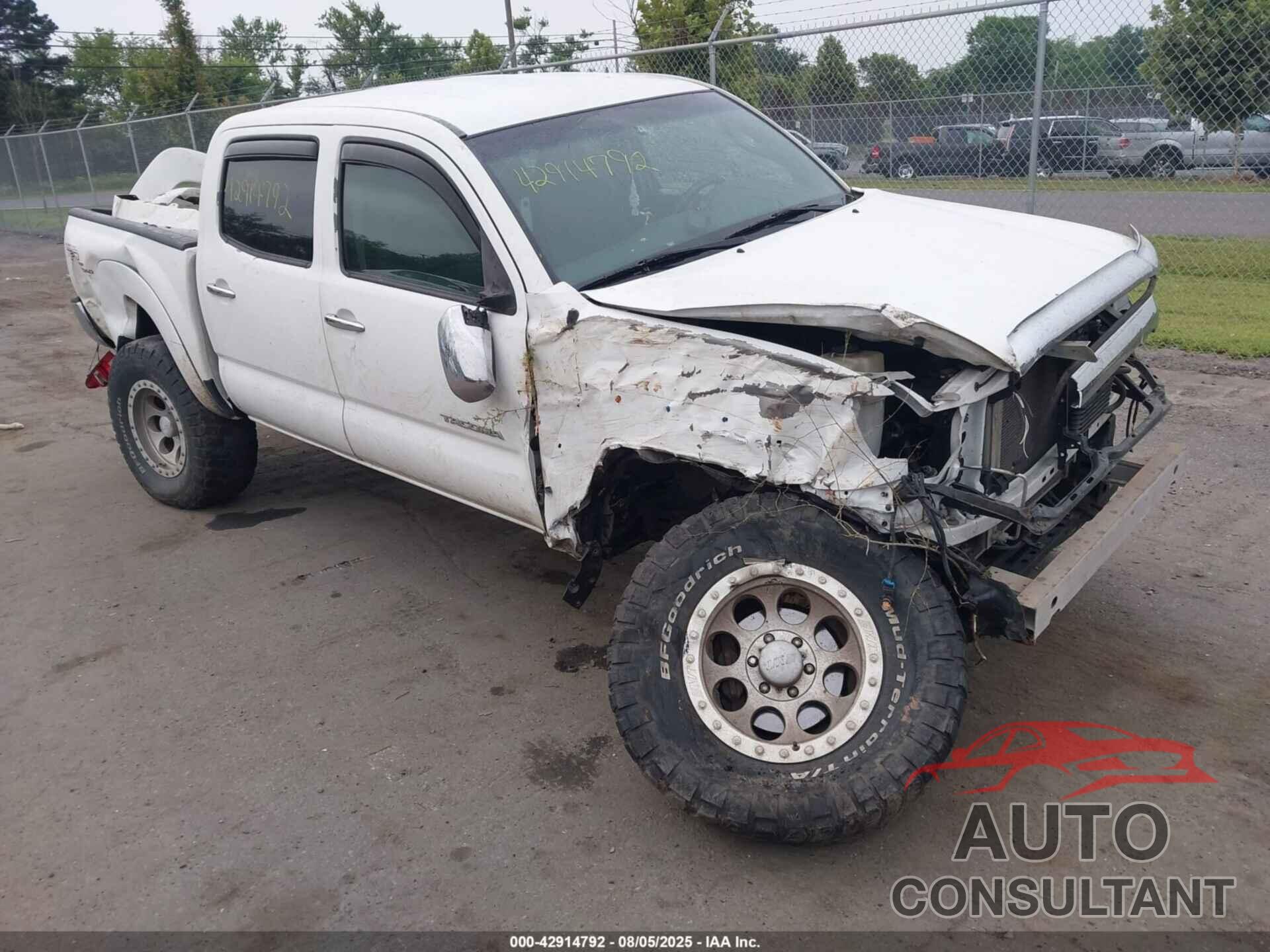 TOYOTA TACOMA 2009 - 3TMLU42N99M027709