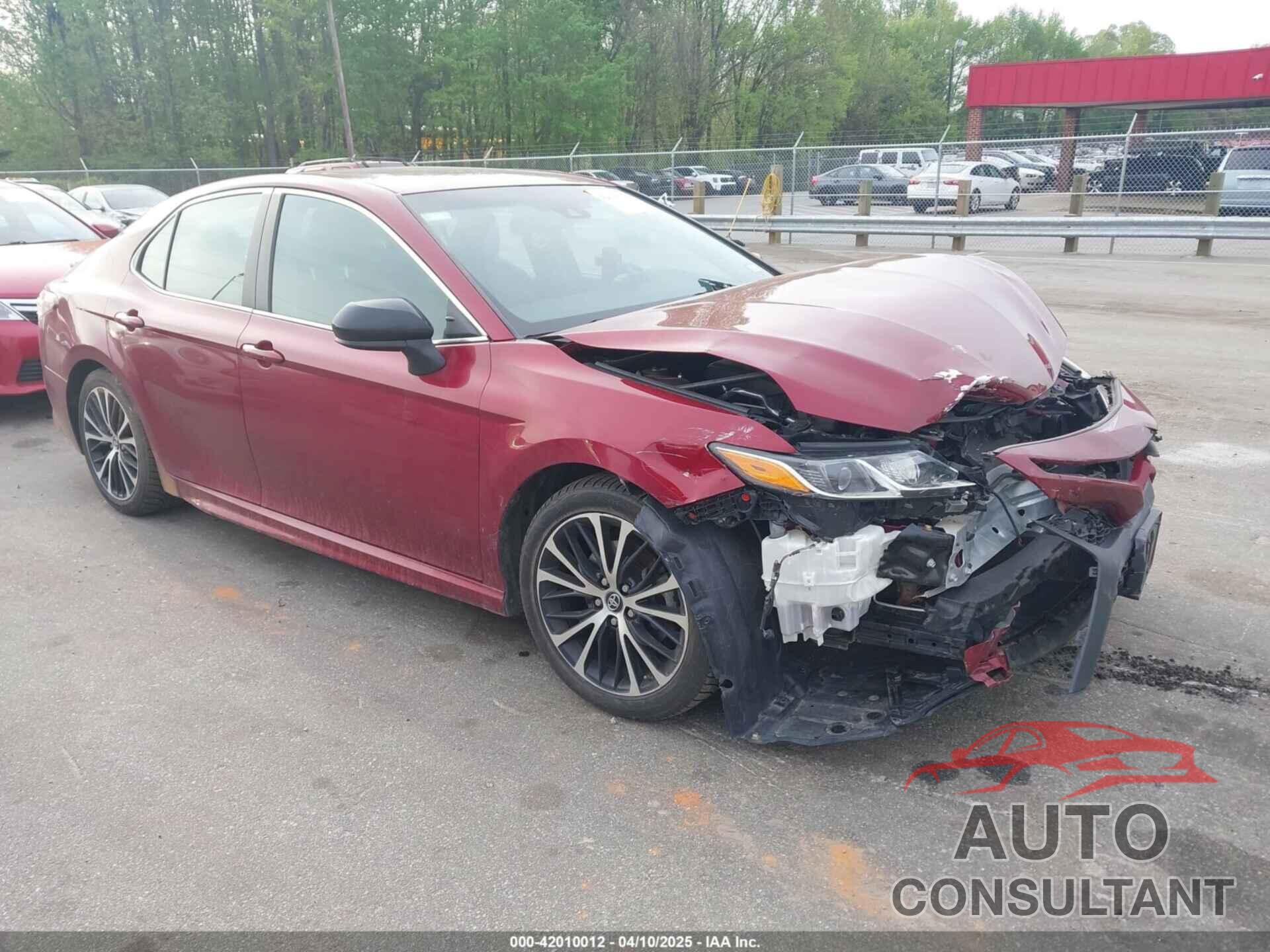 TOYOTA CAMRY 2018 - 4T1B11HKXJU522111