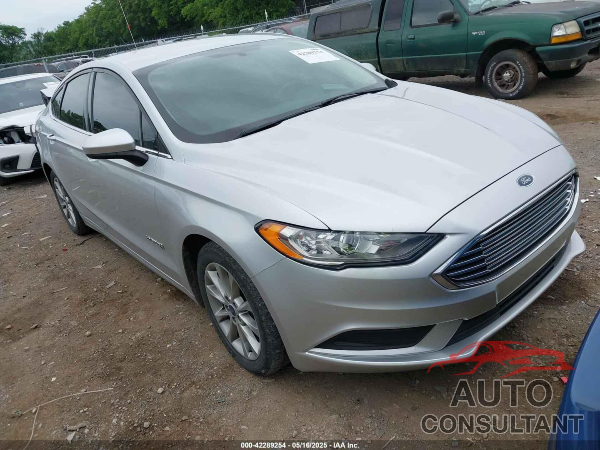 FORD FUSION HYBRID 2017 - 3FA6P0LU6HR357026