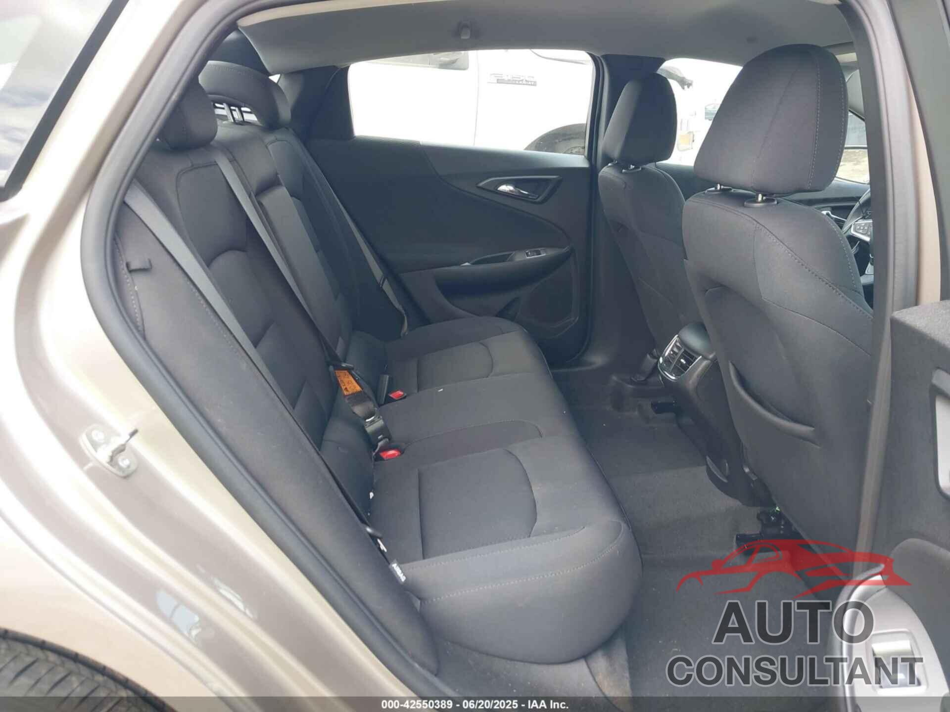 CHEVROLET MALIBU 2024 - 1G1ZD5ST2RF227919
