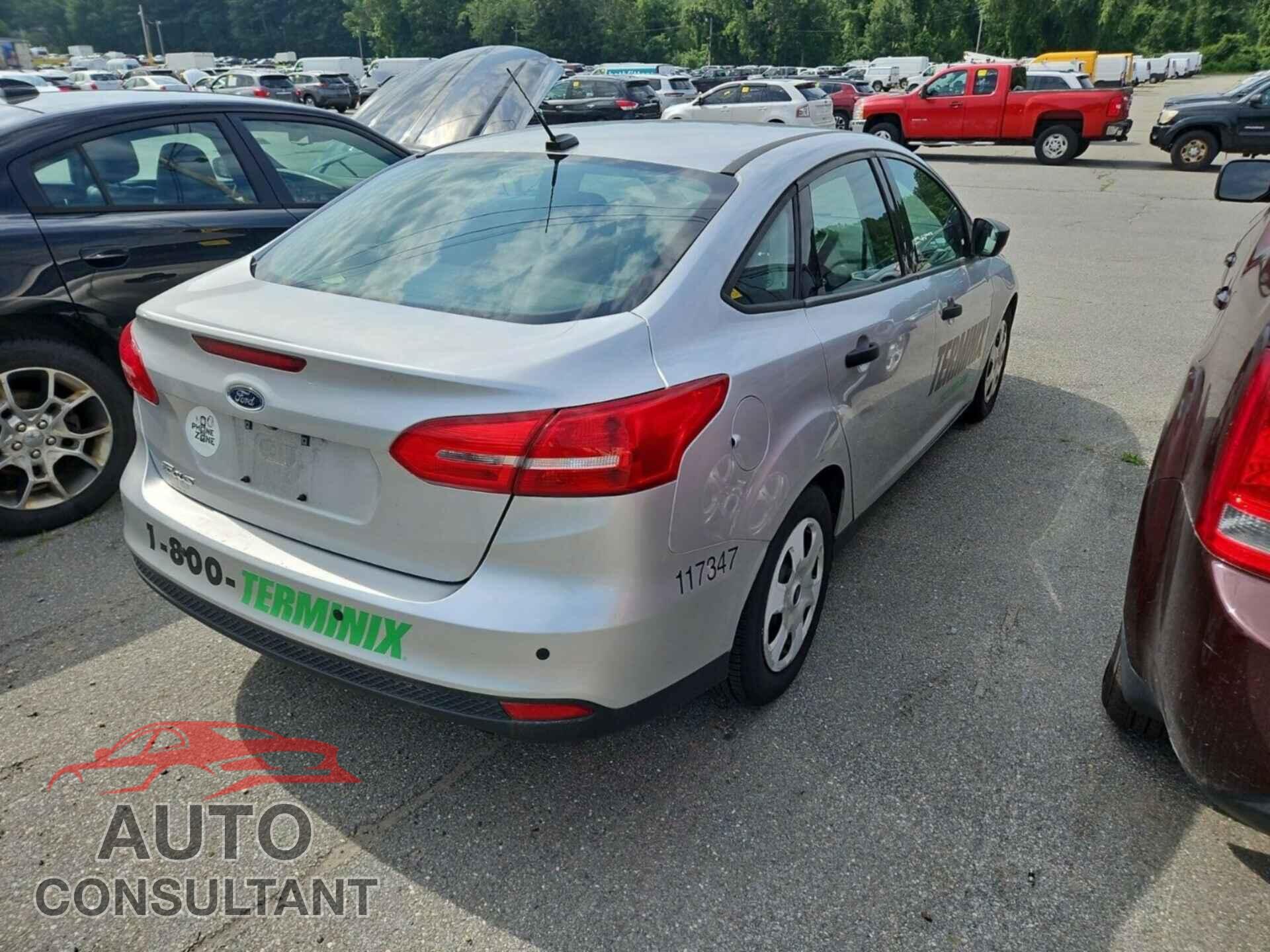 FORD FOCUS 2016 - 1FADP3E28GL306810