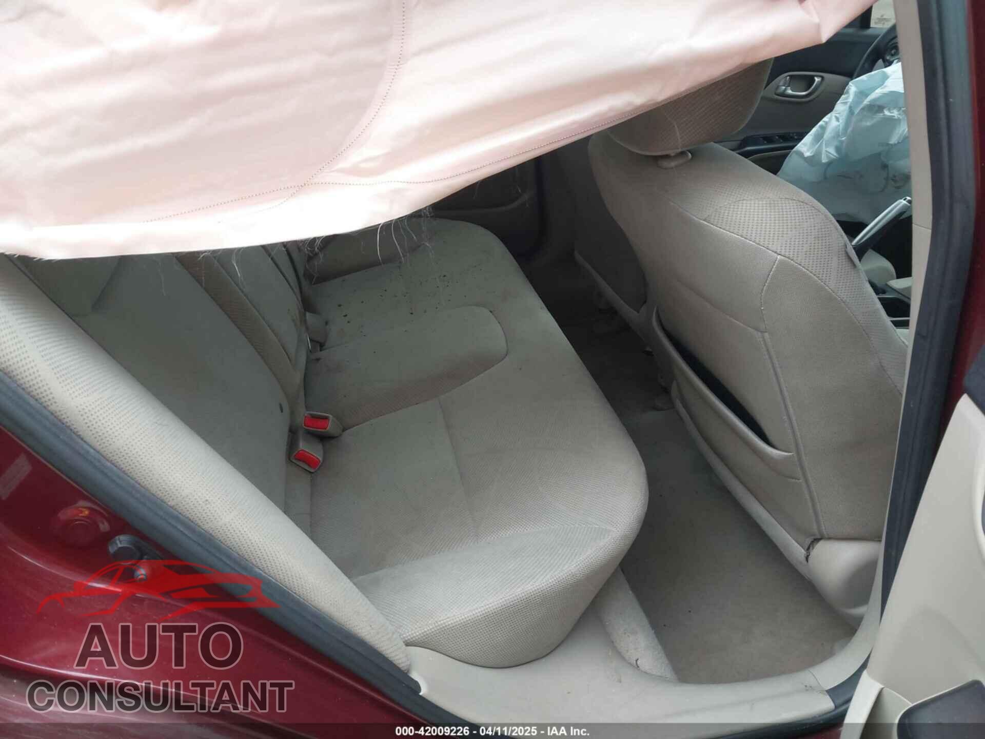 HONDA CIVIC 2012 - 2HGFB2F83CH543244