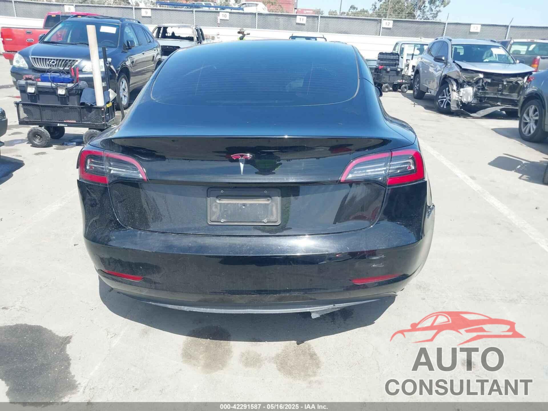 TESLA MODEL 3 2023 - 5YJ3E1EA3PF462120