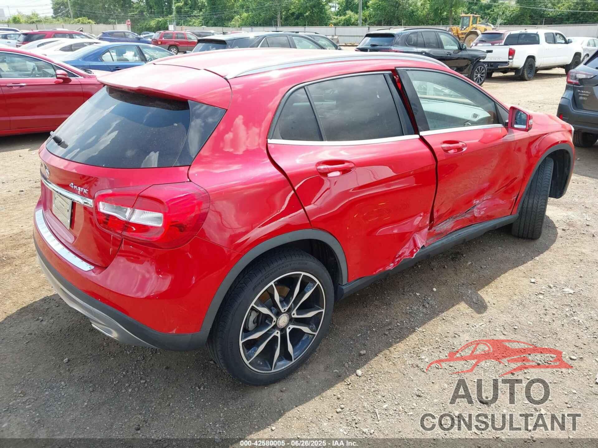 MERCEDES-BENZ GLA 250 2015 - WDCTG4GB9FJ178364