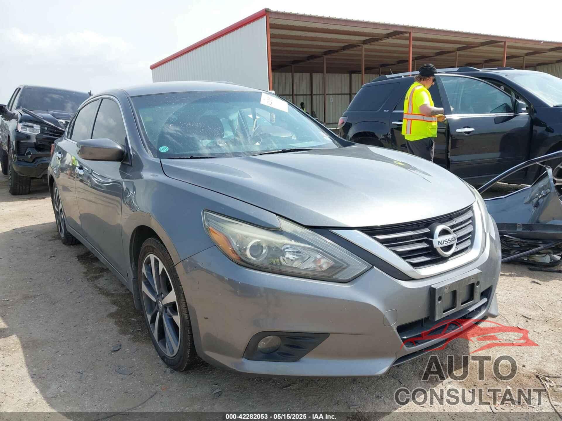 NISSAN ALTIMA 2017 - 1N4AL3AP5HN338068