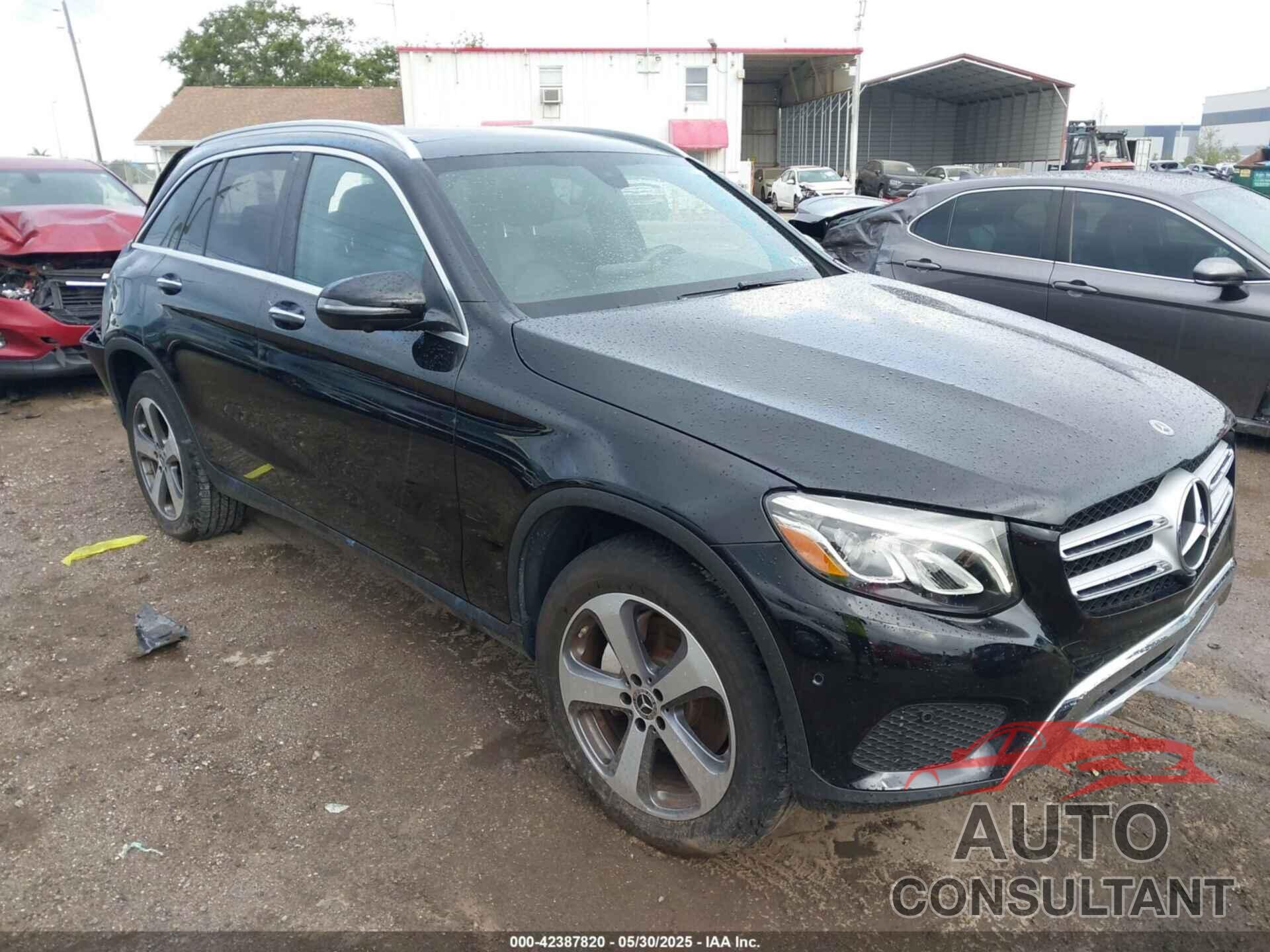 MERCEDES-BENZ GLC 300 2018 - WDC0G4KB1JV087942