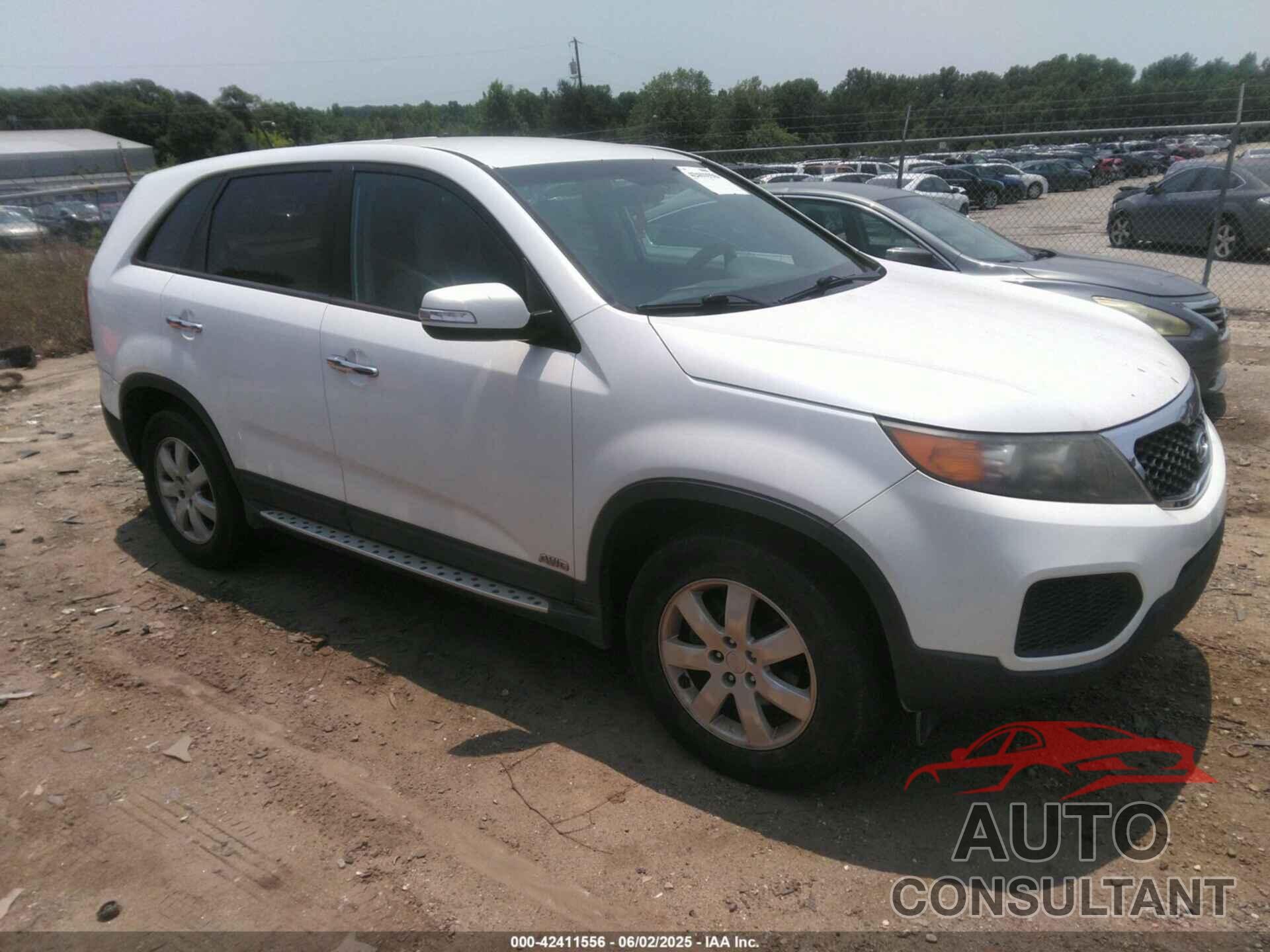 KIA SORENTO 2011 - 5XYKTCA11BG180546