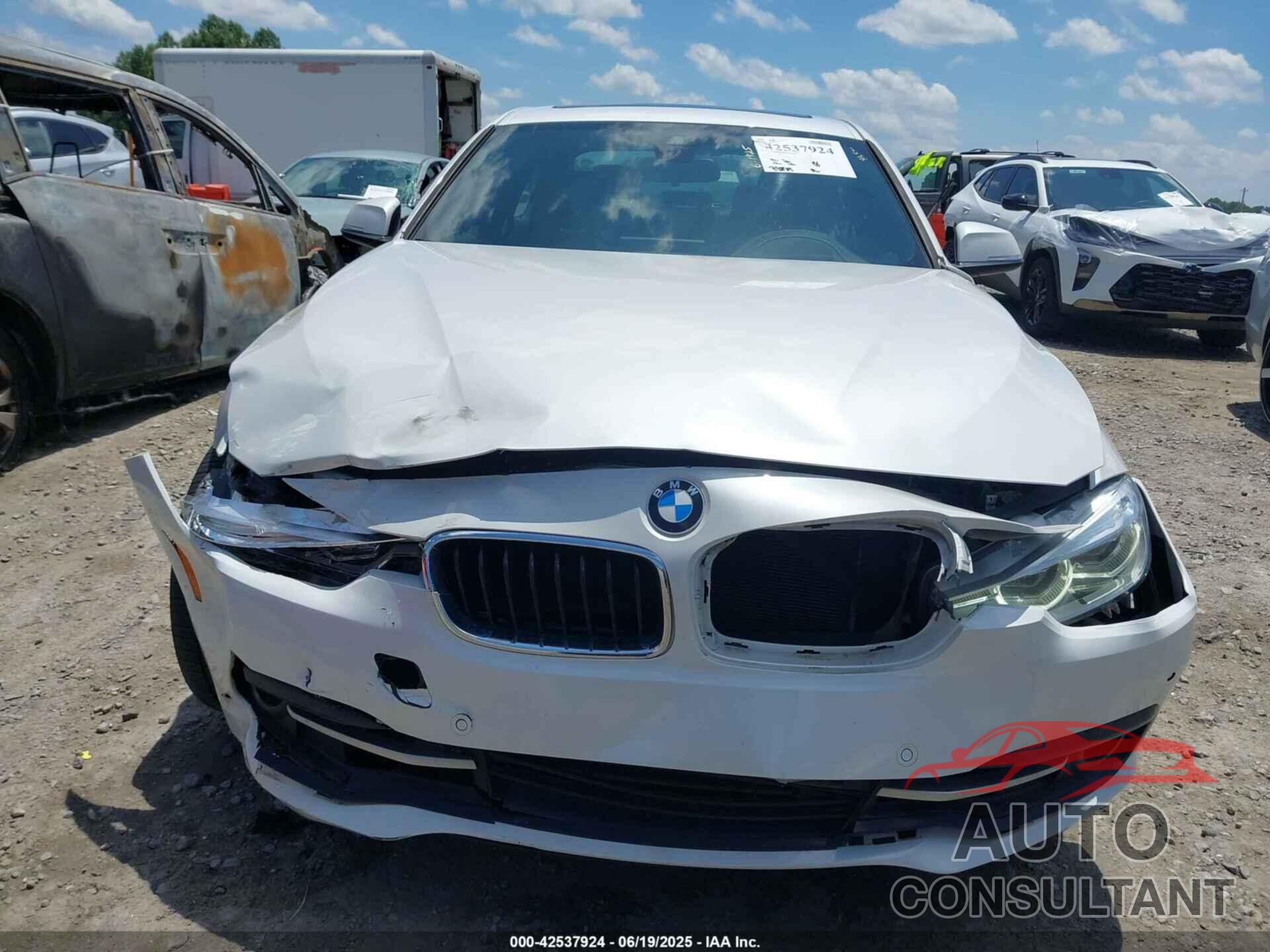 BMW 330I 2018 - WBA8B9G55JNU98085