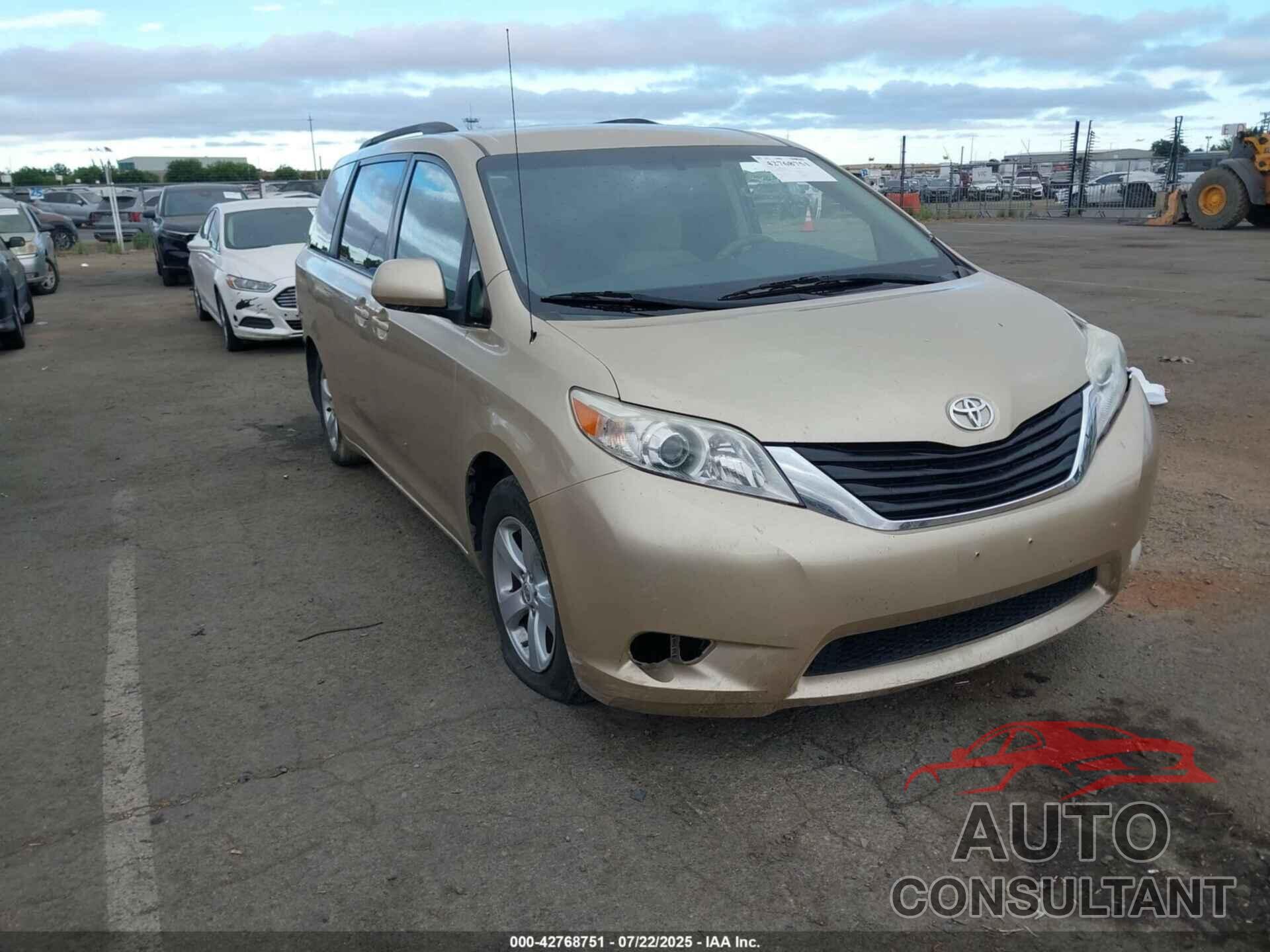 TOYOTA SIENNA 2011 - 5TDKK3DC7BS018262