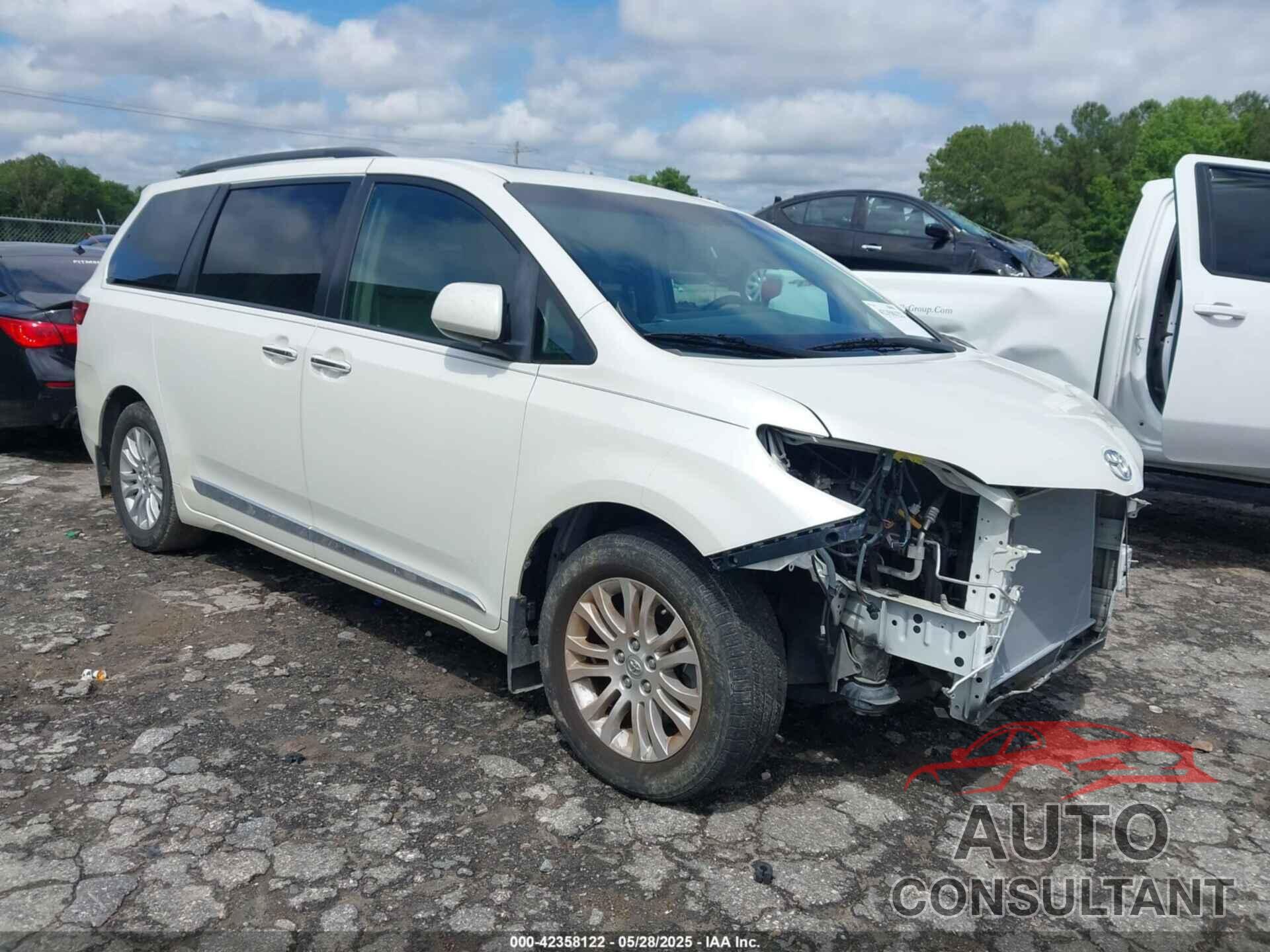 TOYOTA SIENNA 2015 - 5TDYK3DC1FS529997