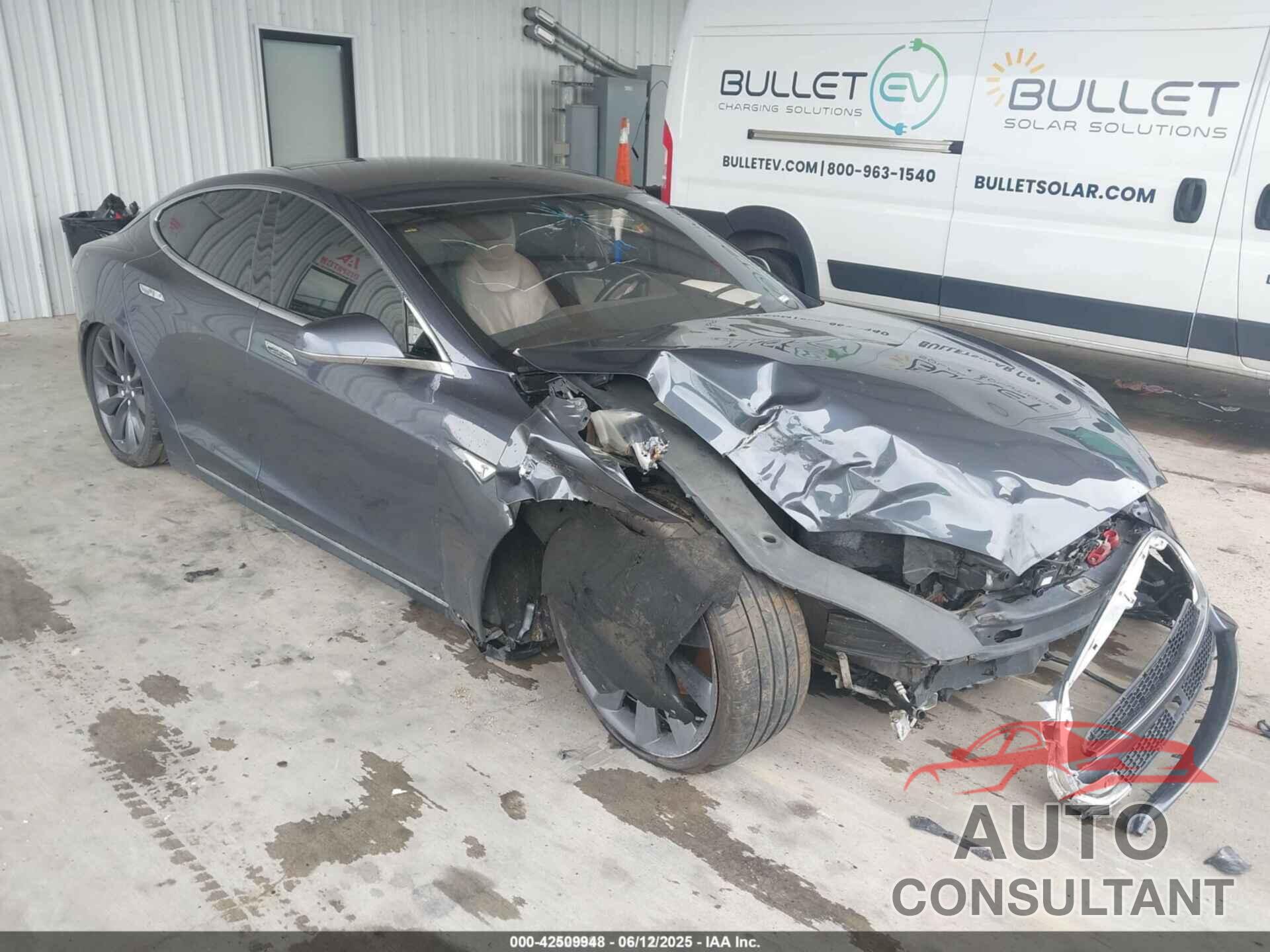 TESLA MODEL S 2015 - 5YJSA1H24FF081239
