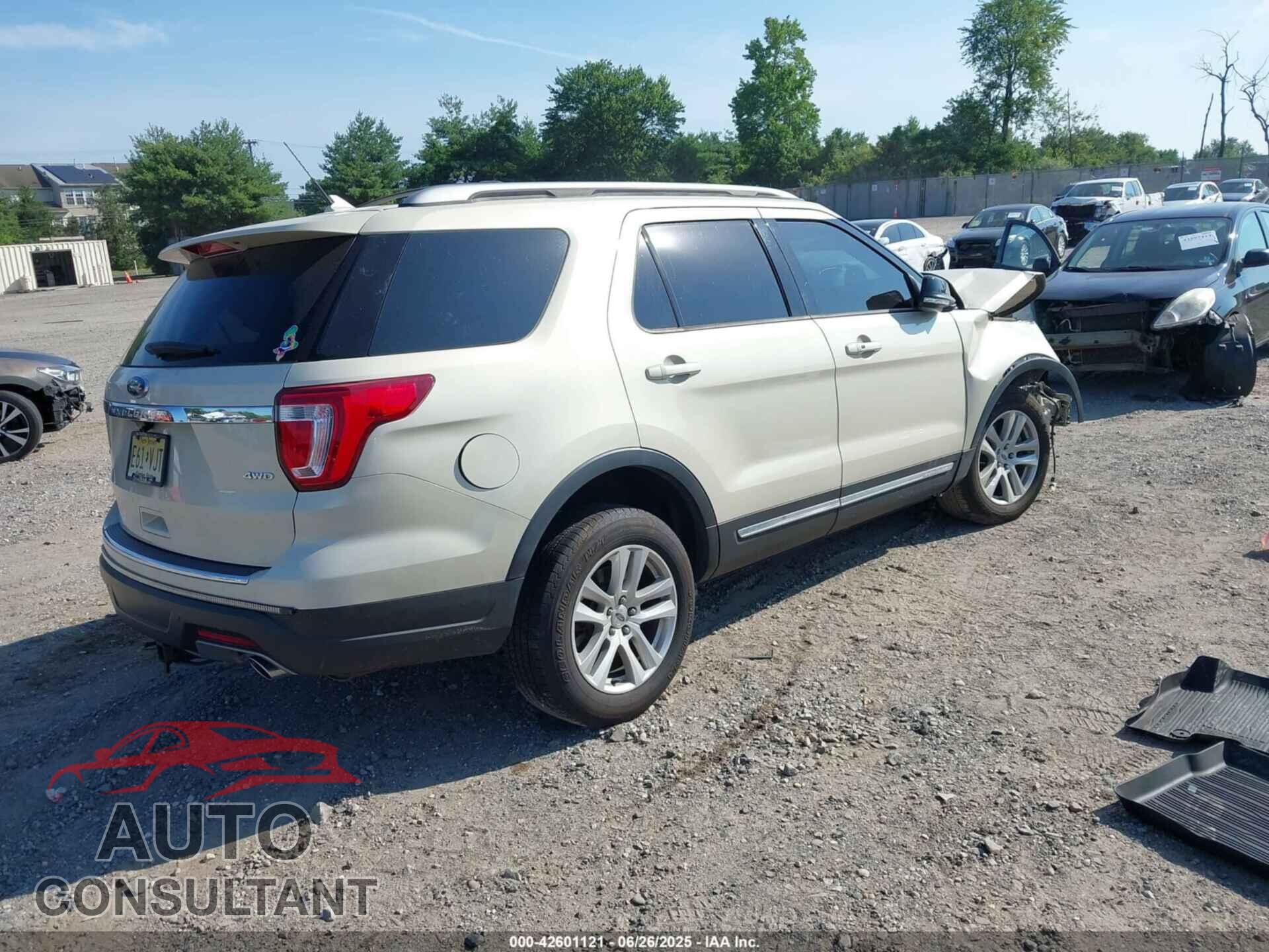 FORD EXPLORER 2018 - 1FM5K8D80JGB50998