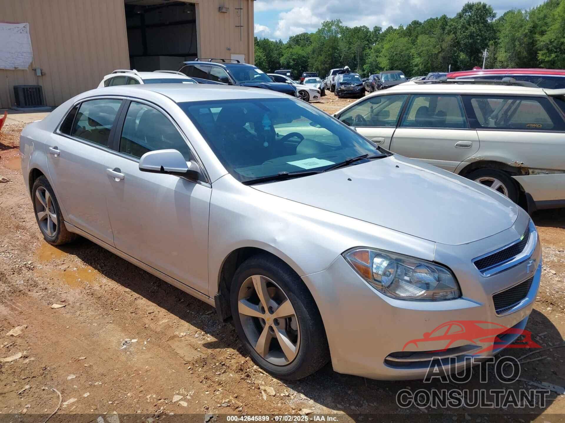 CHEVROLET MALIBU 2011 - 1G1ZC5E13BF318345
