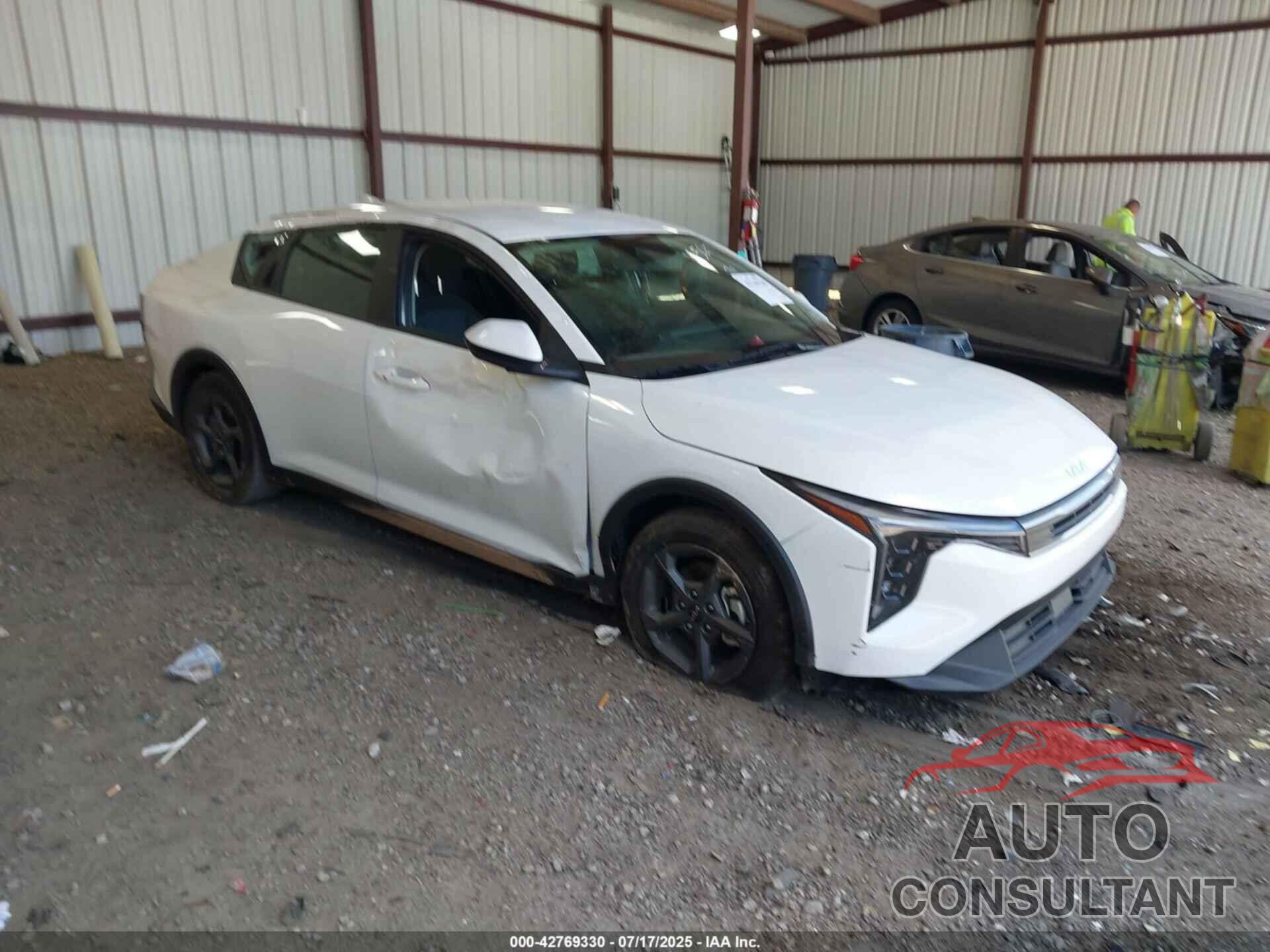 KIA K4 2025 - 3KPFT4DE9SE025617
