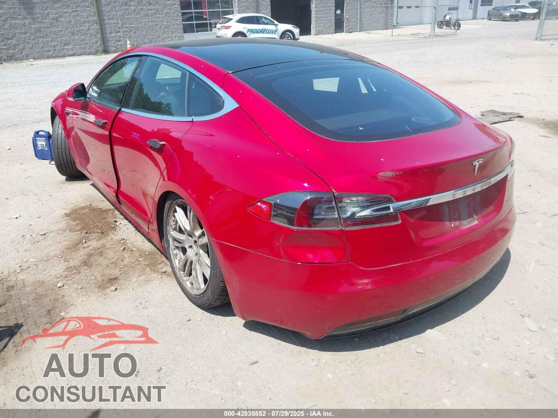 TESLA MODEL S 2020 - 5YJSA1E28LF411156