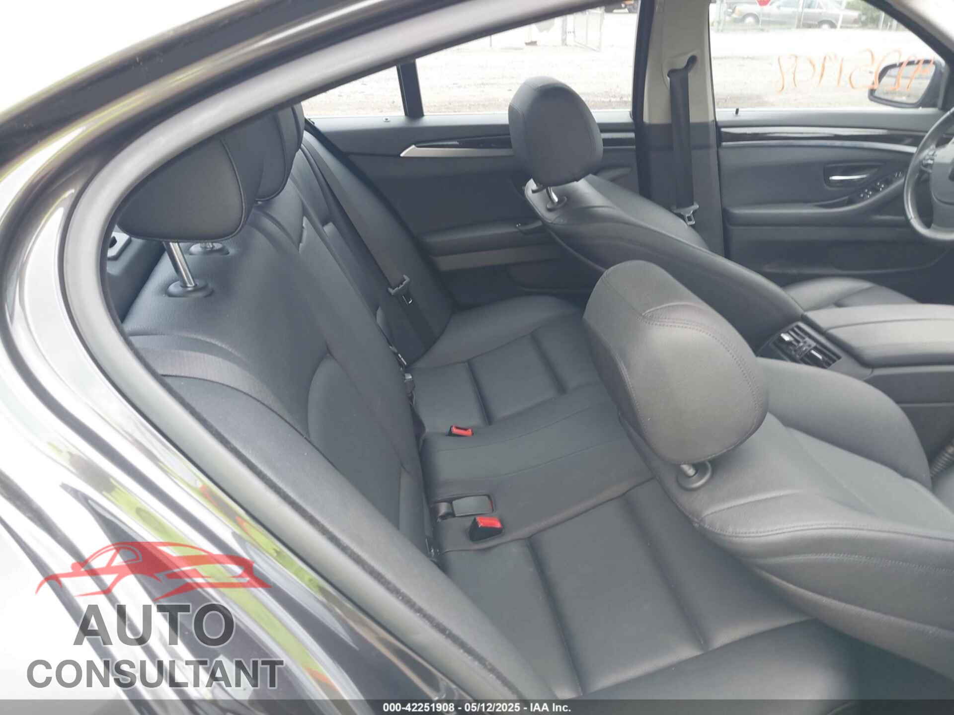 BMW 528I 2014 - WBA5A7C5XED618118