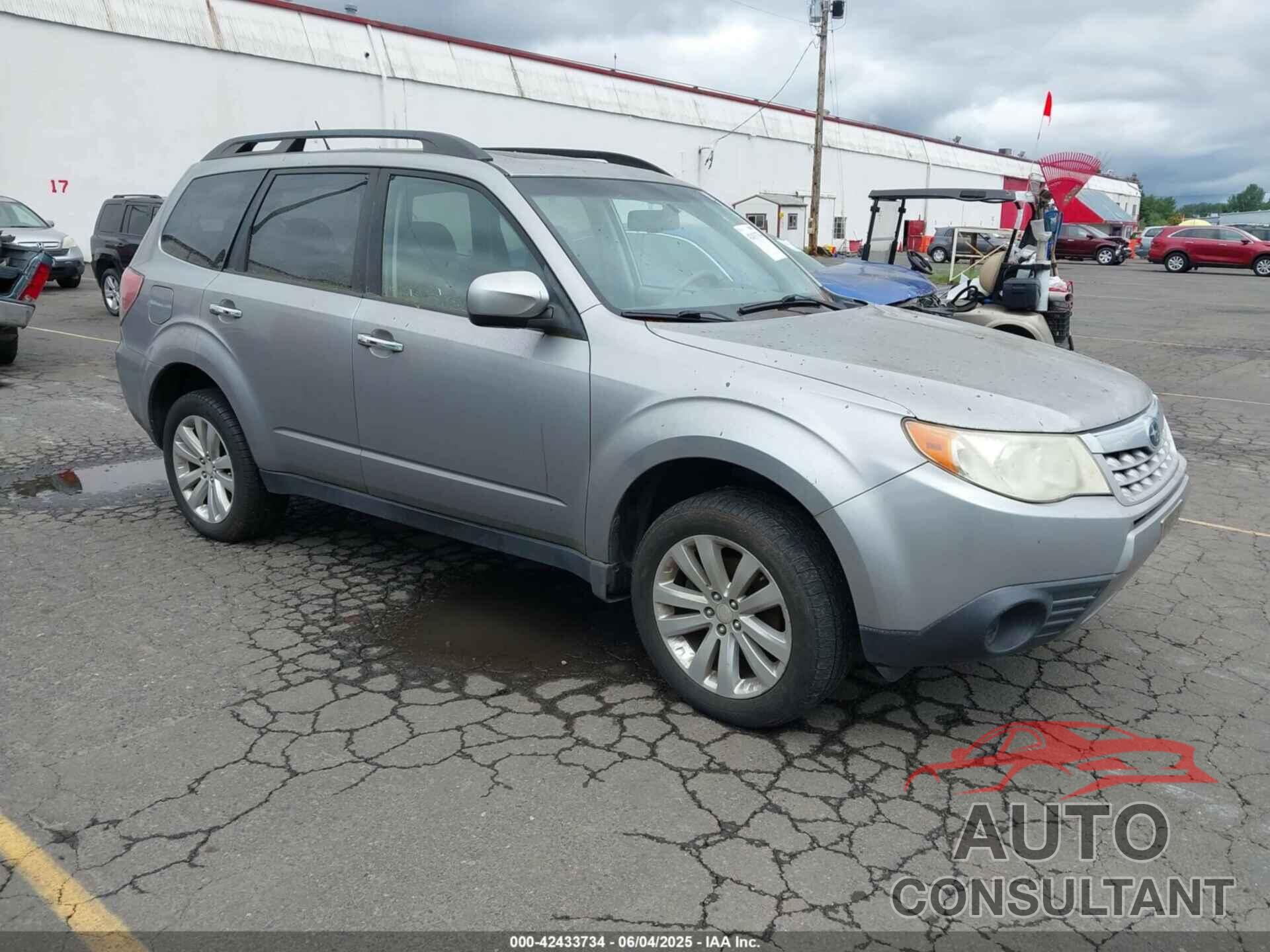 SUBARU FORESTER 2011 - JF2SHADCXBH738826