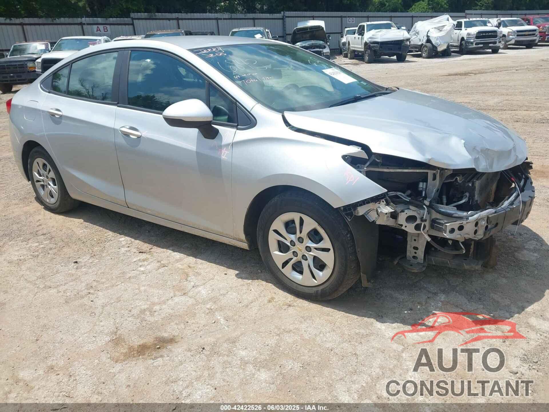 CHEVROLET CRUZE 2019 - 1G1BJ5SM3K7106402