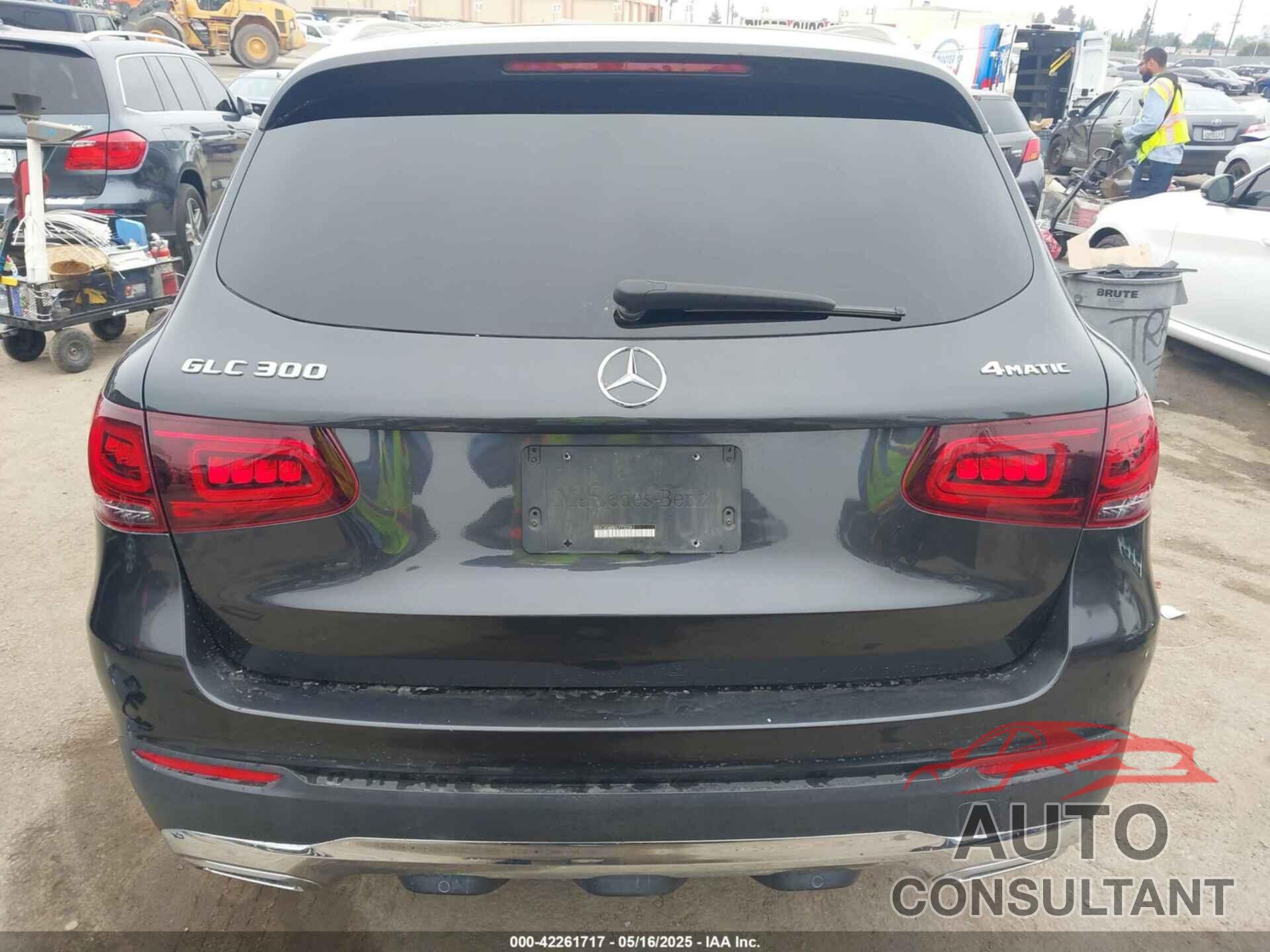 MERCEDES-BENZ GLC 300 2020 - WDC0G8EB2LF722361