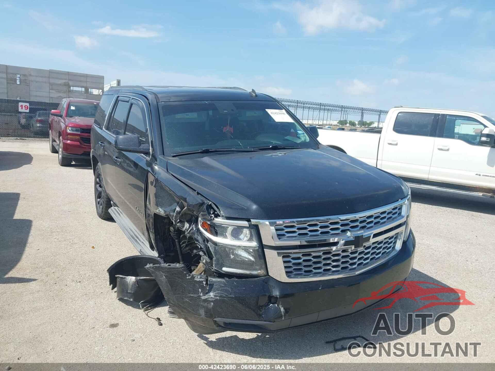 CHEVROLET TAHOE 2015 - 1GNSKBKC1FR181238