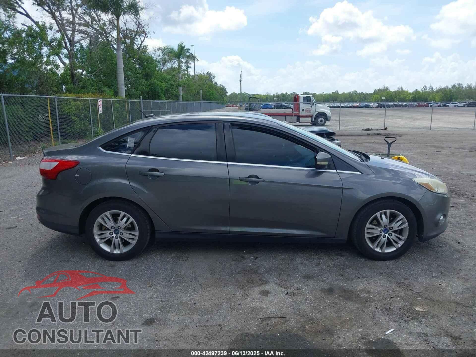 FORD FOCUS 2012 - 1FAHP3H26CL429013