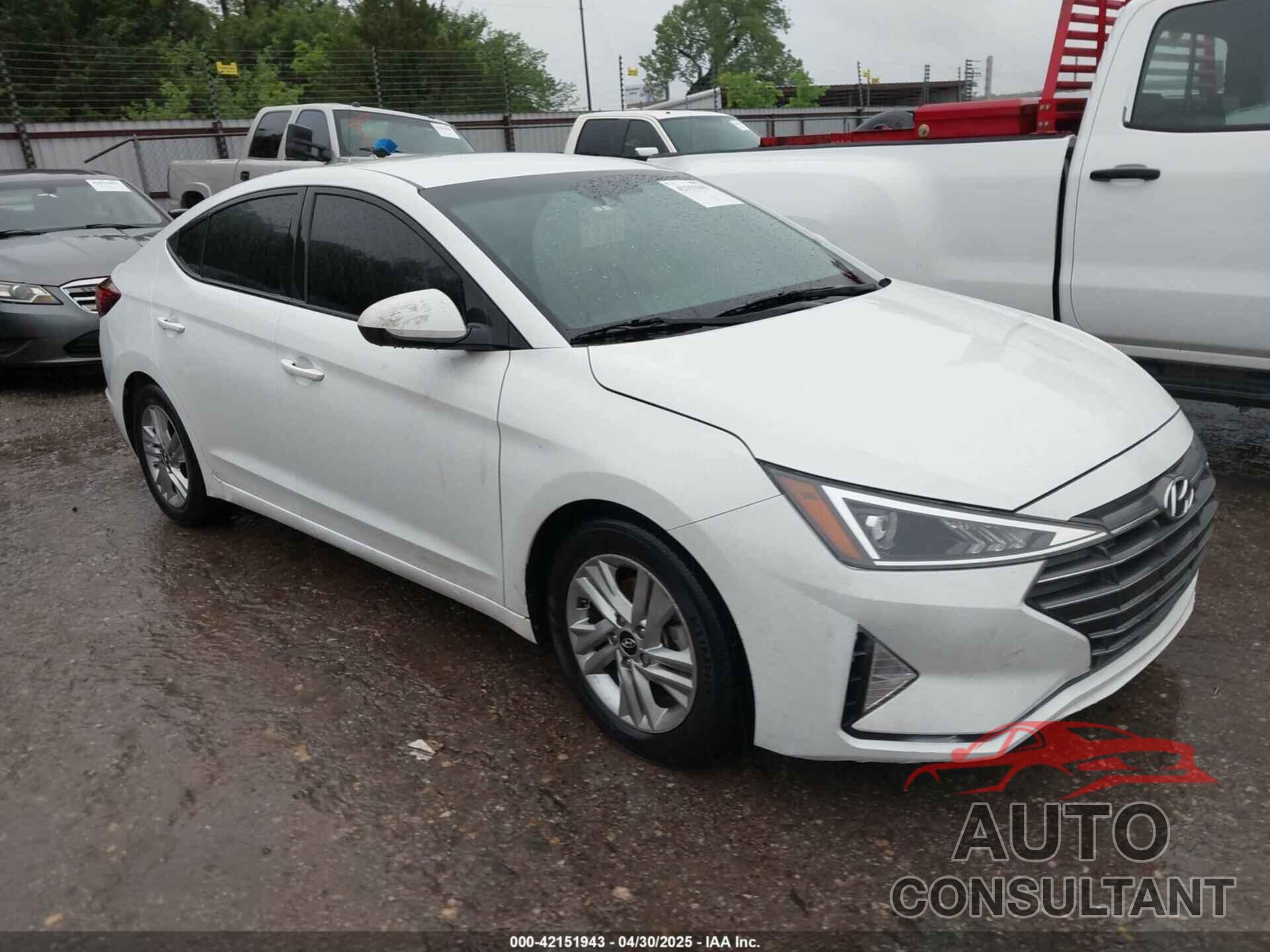 HYUNDAI ELANTRA 2020 - 5NPD84LF5LH604619