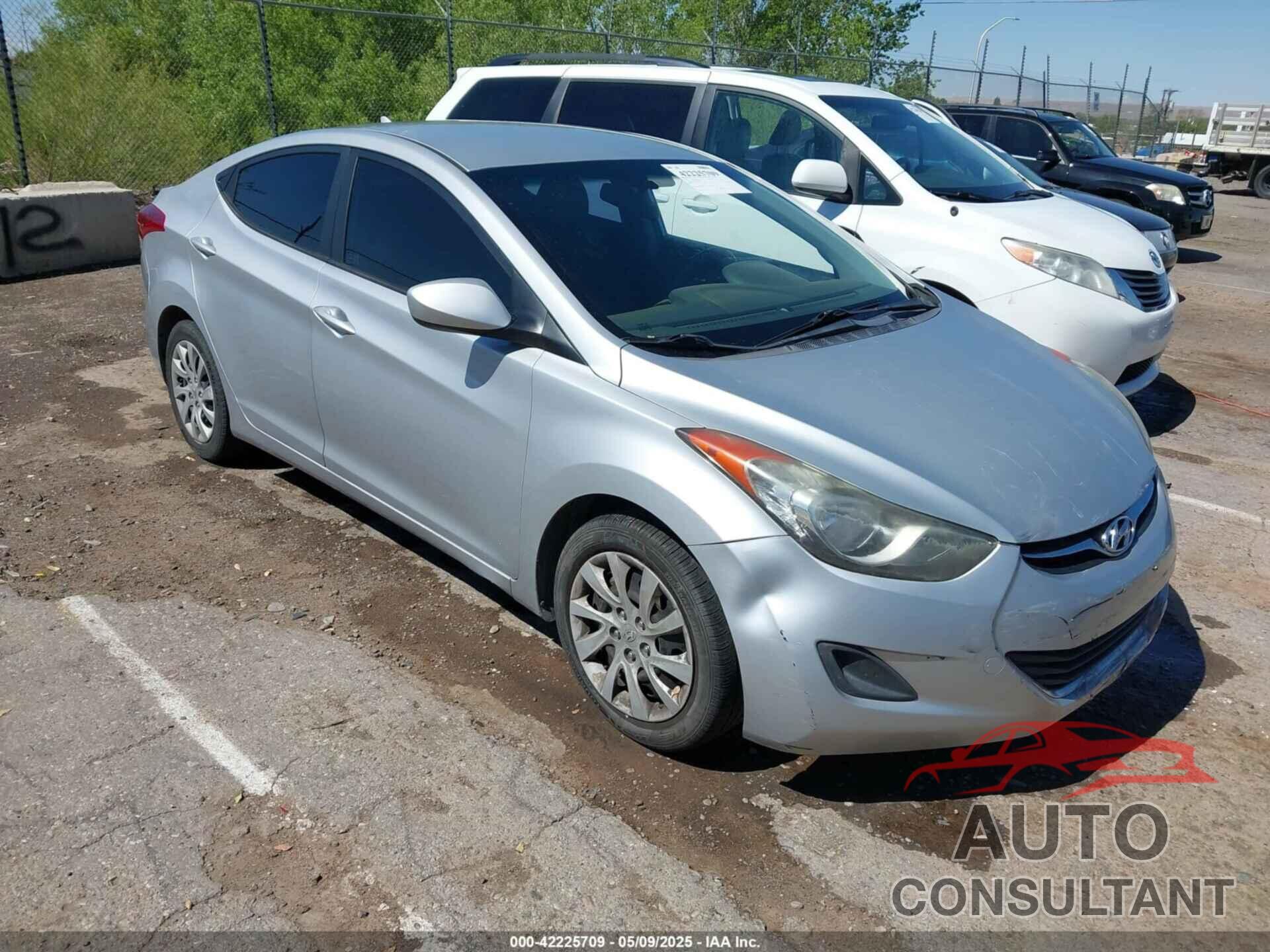 HYUNDAI ELANTRA 2011 - 5NPDH4AE4BH058582