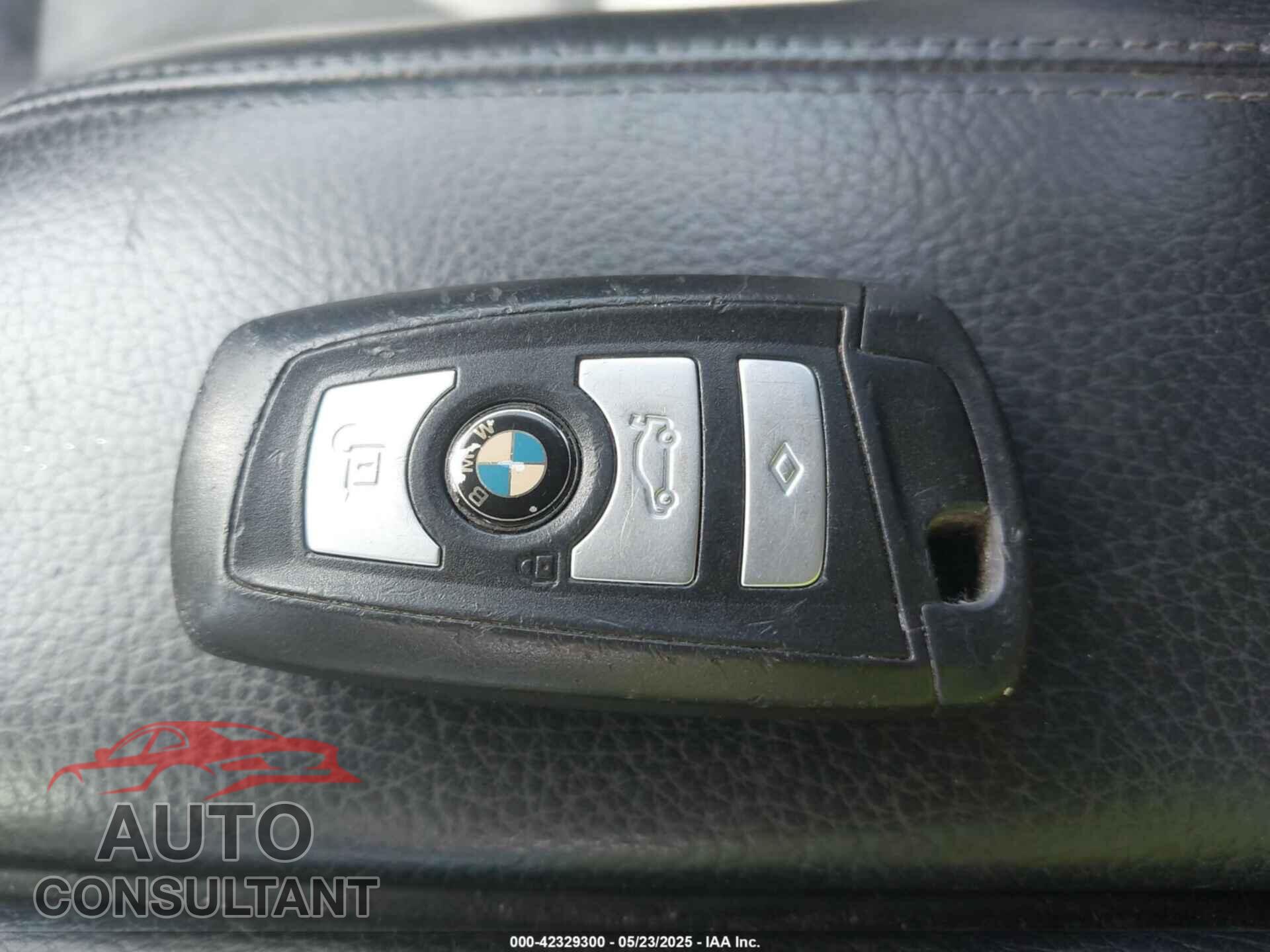 BMW 528I 2011 - WBAFR1C52BC744839