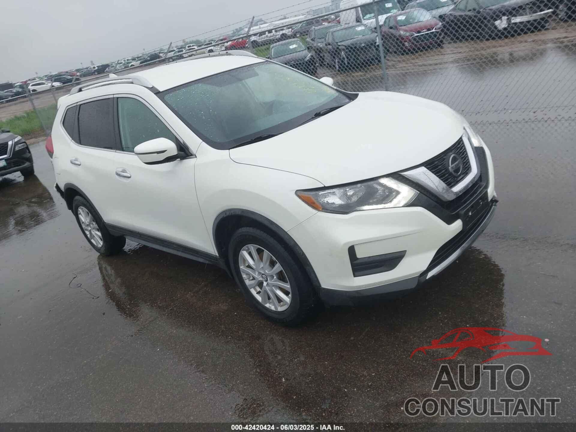 NISSAN ROGUE 2018 - KNMAT2MV4JP611168