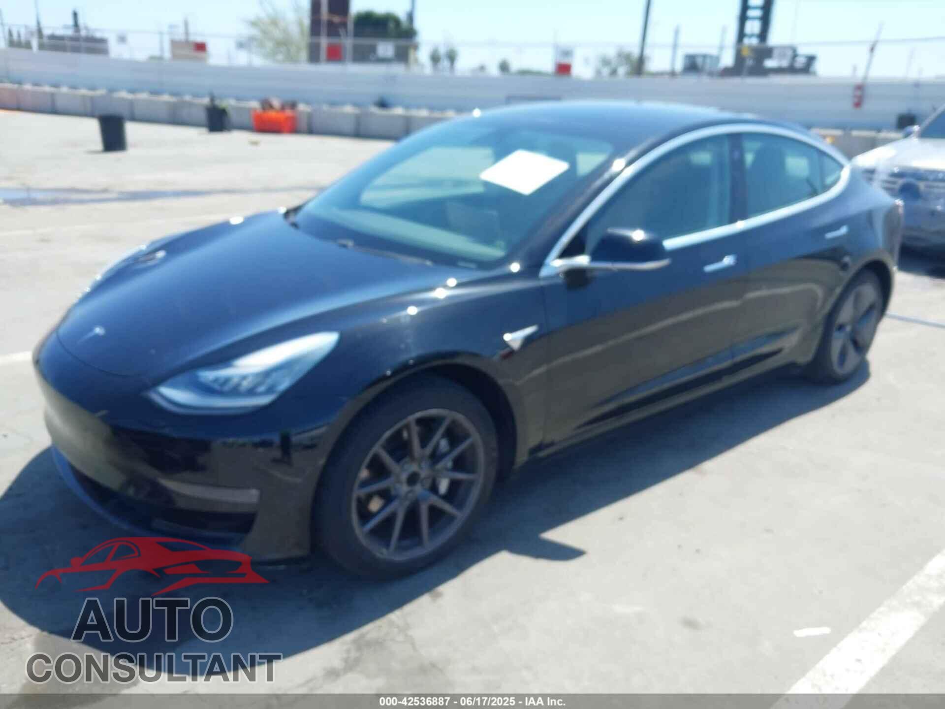 TESLA MODEL 3 2019 - 5YJ3E1EA7KF306638